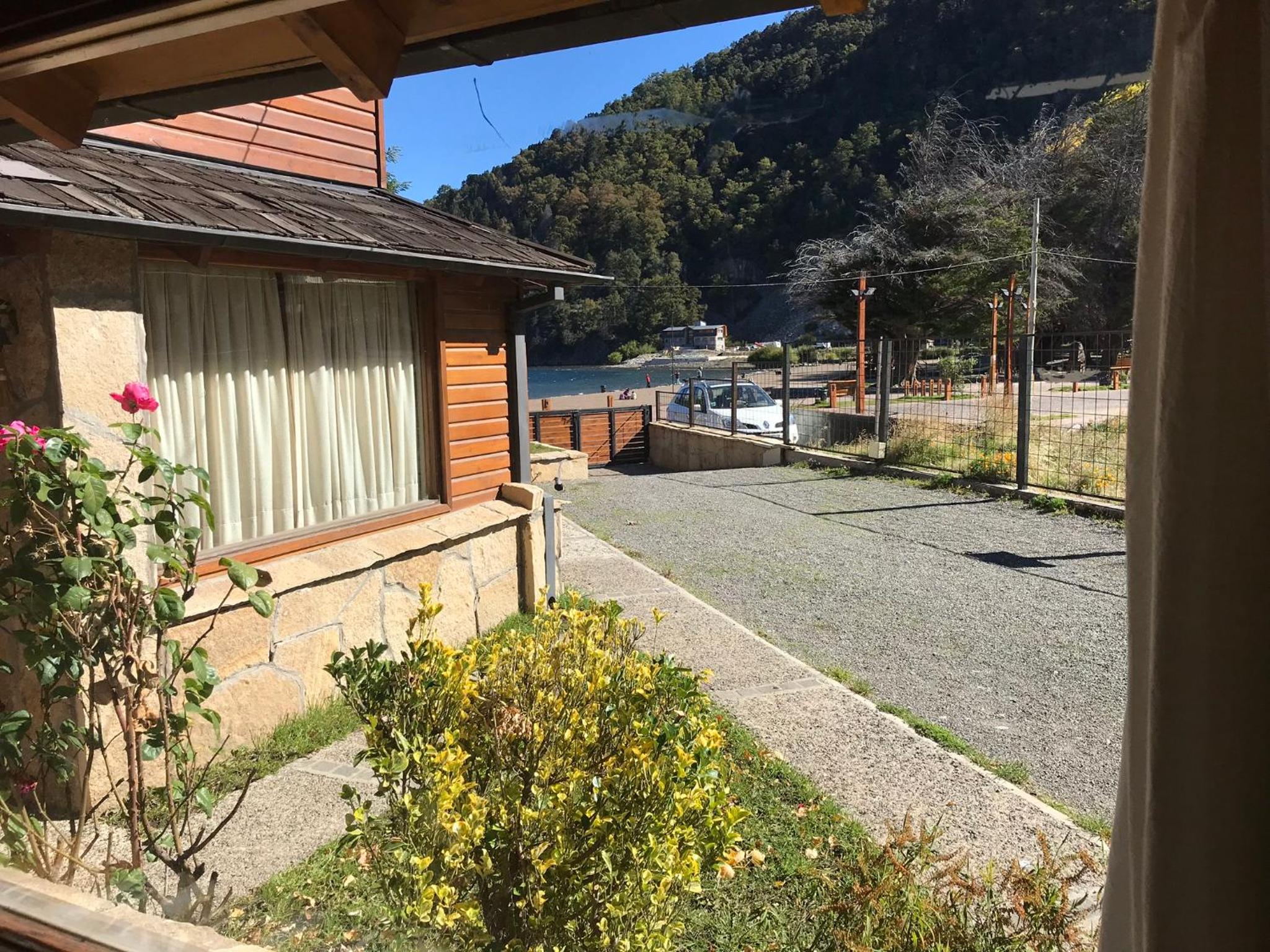 Cabaña frente al lago de 3 dormitorios y 2 baños