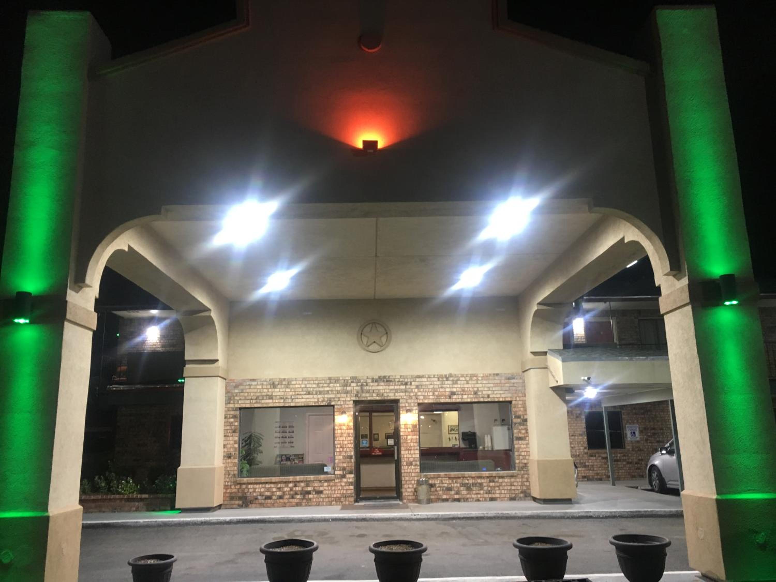 Executive Inn Odessa view 2