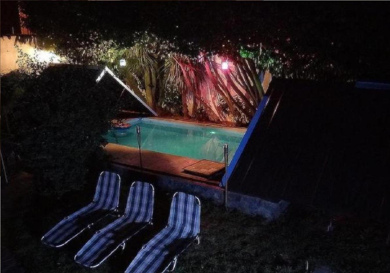 Universal Traveller's Hostel