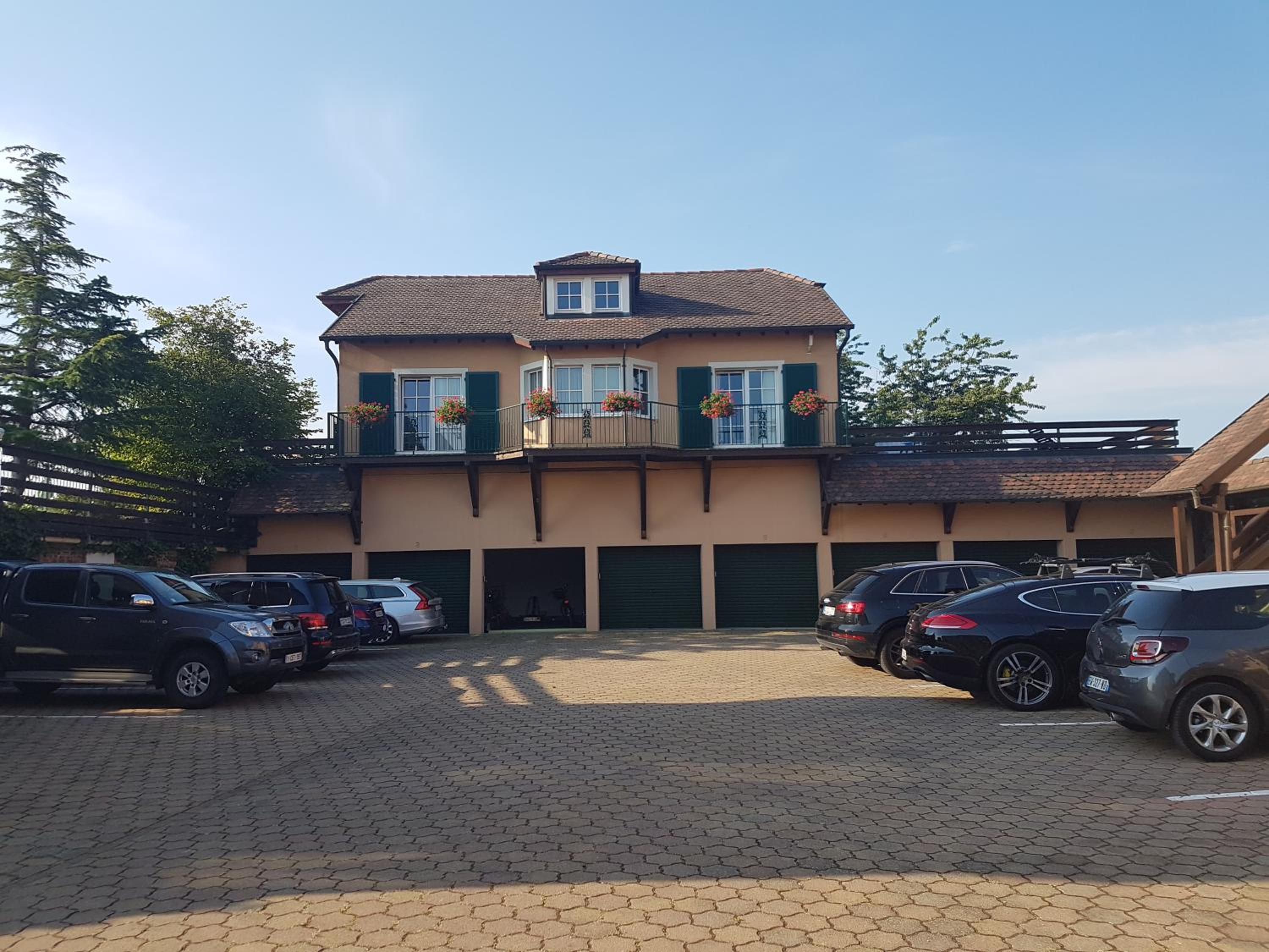 Kanzel Residences