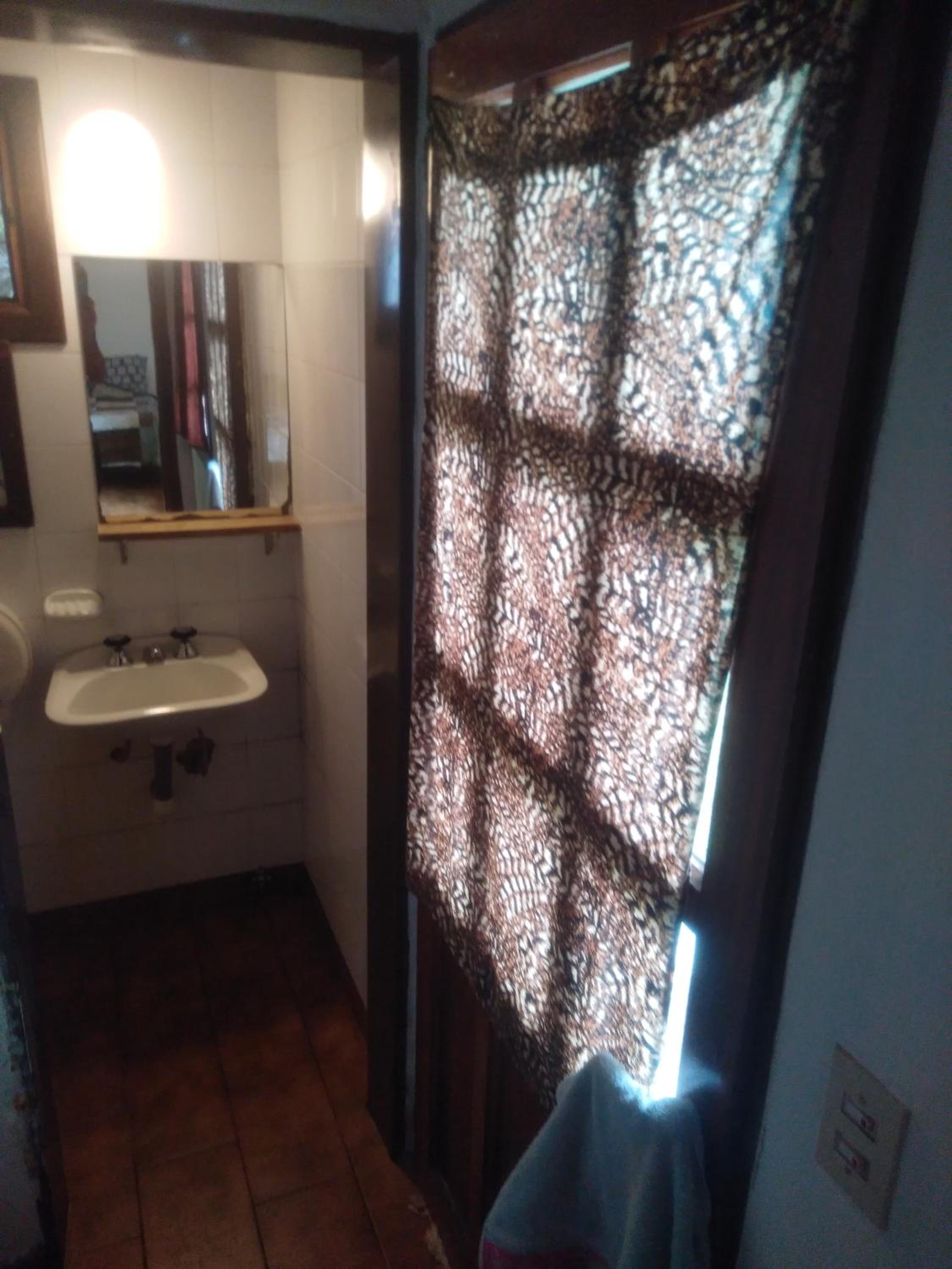 Universal Traveller's Hostel