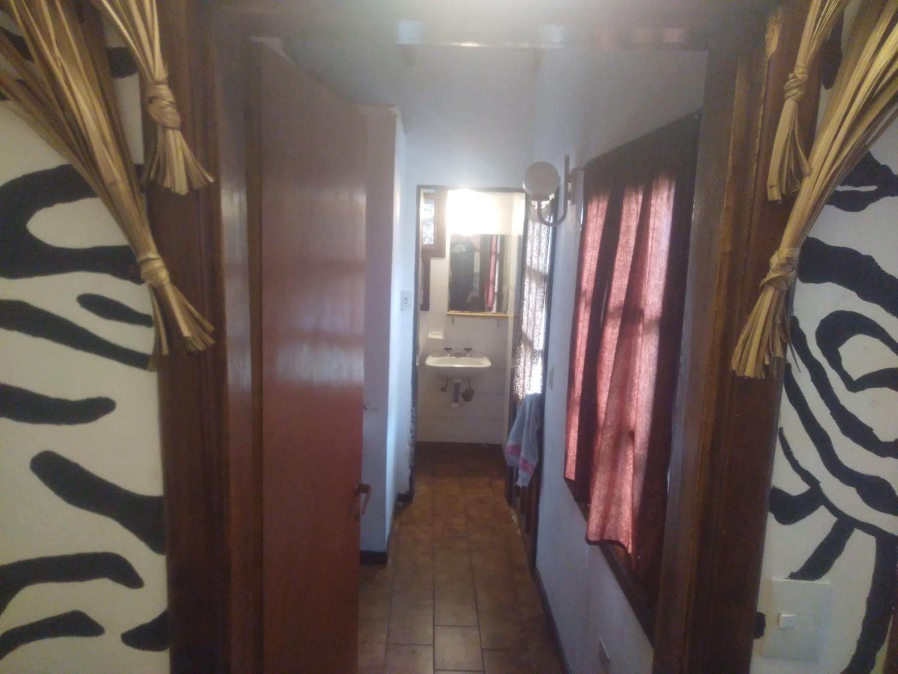 Universal Traveller's Hostel