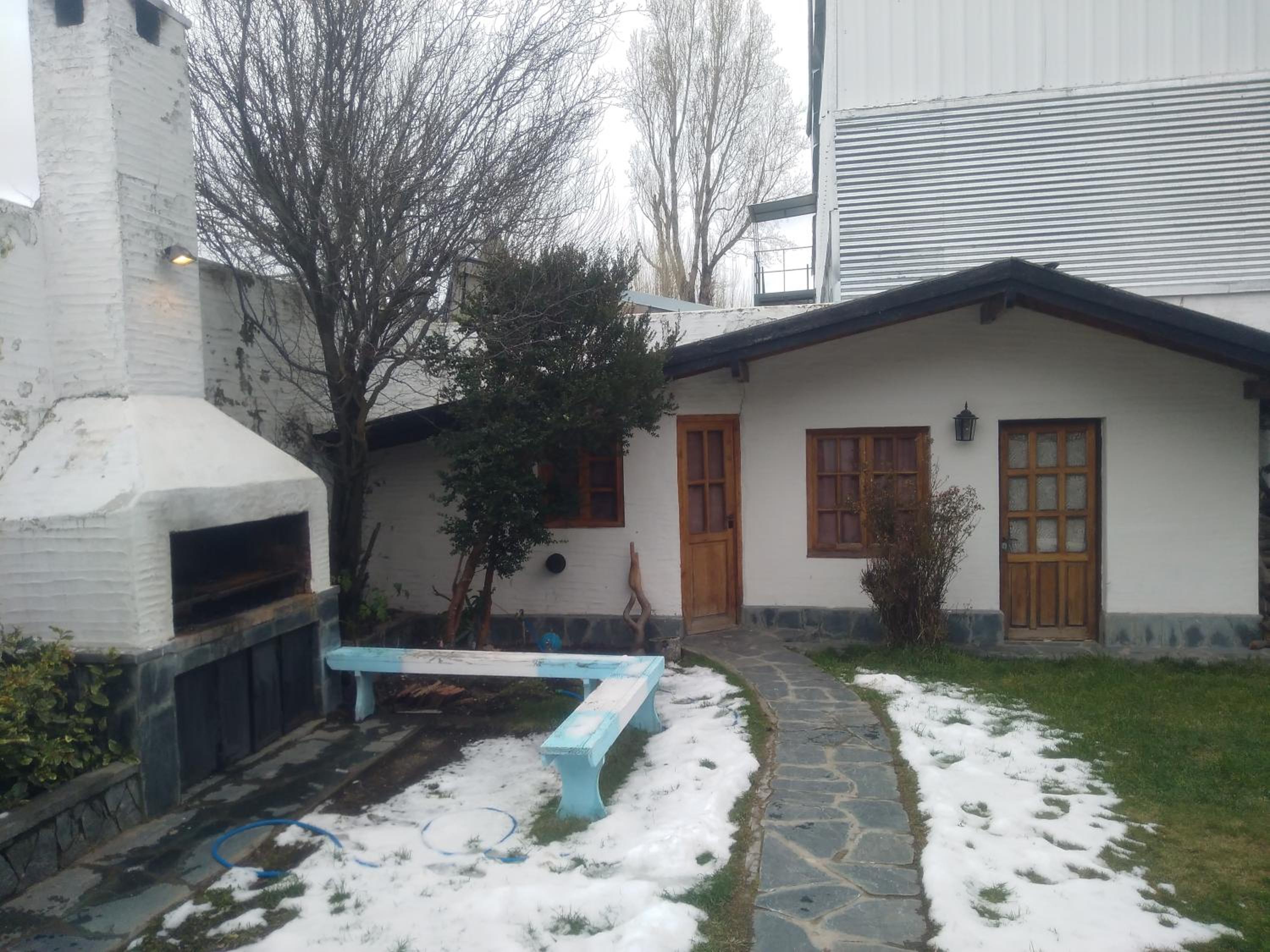 Universal Traveller's Hostel