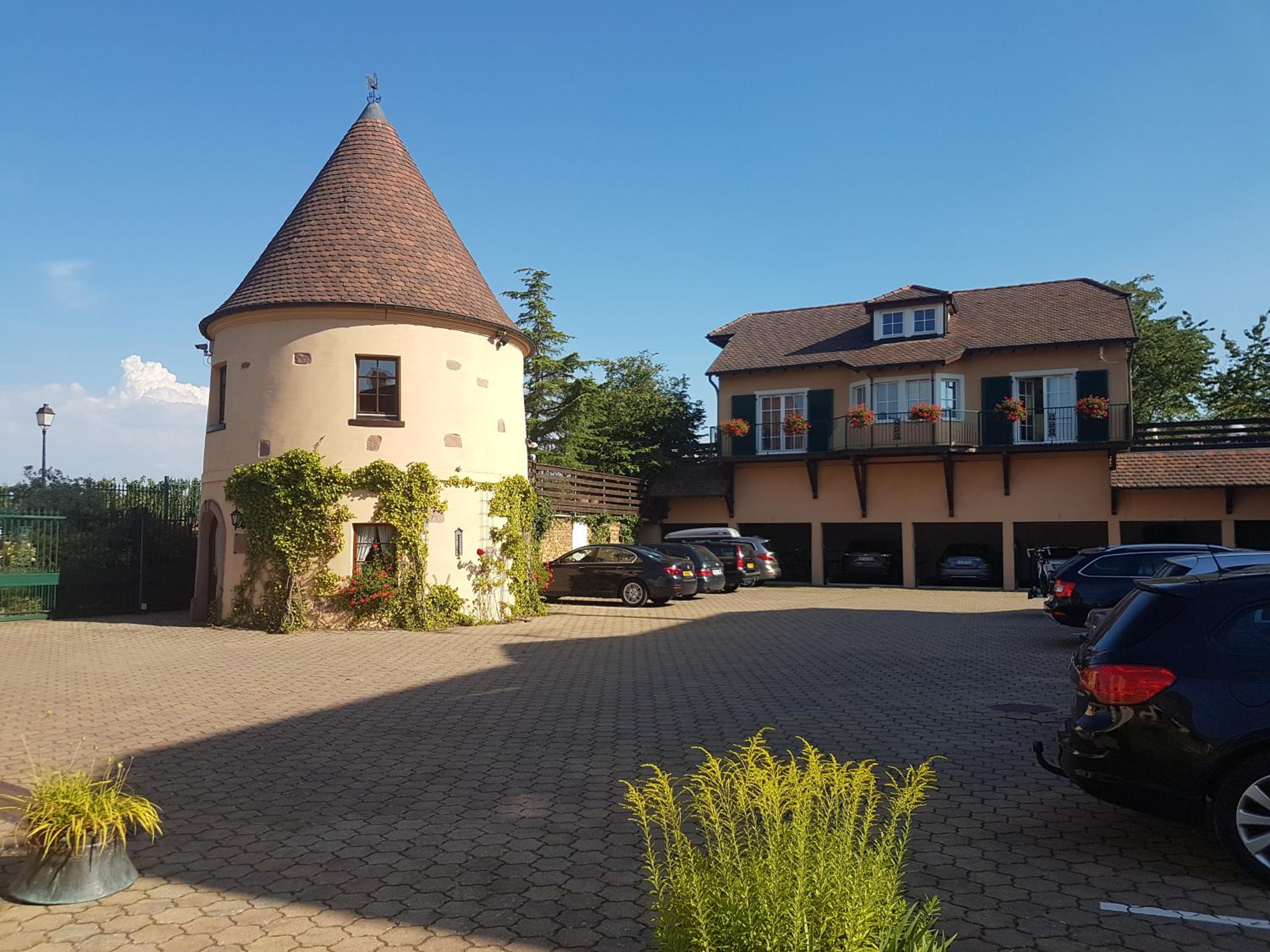Kanzel Residences