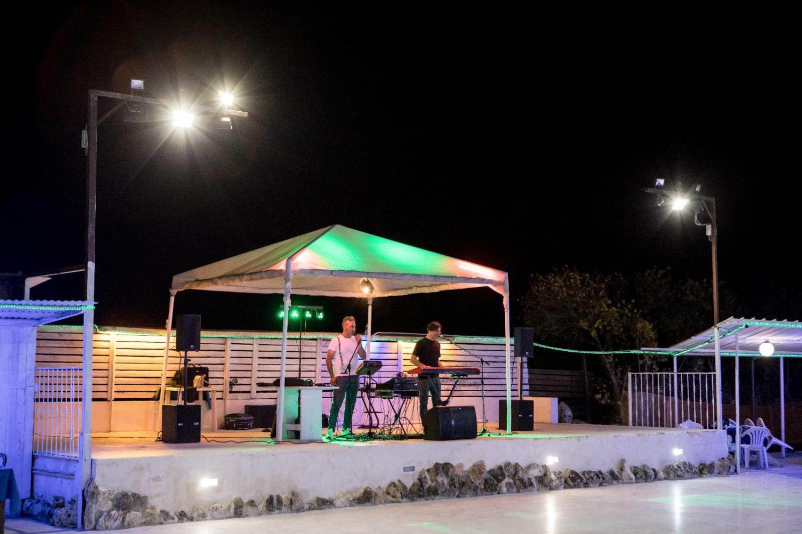 activities & amenities