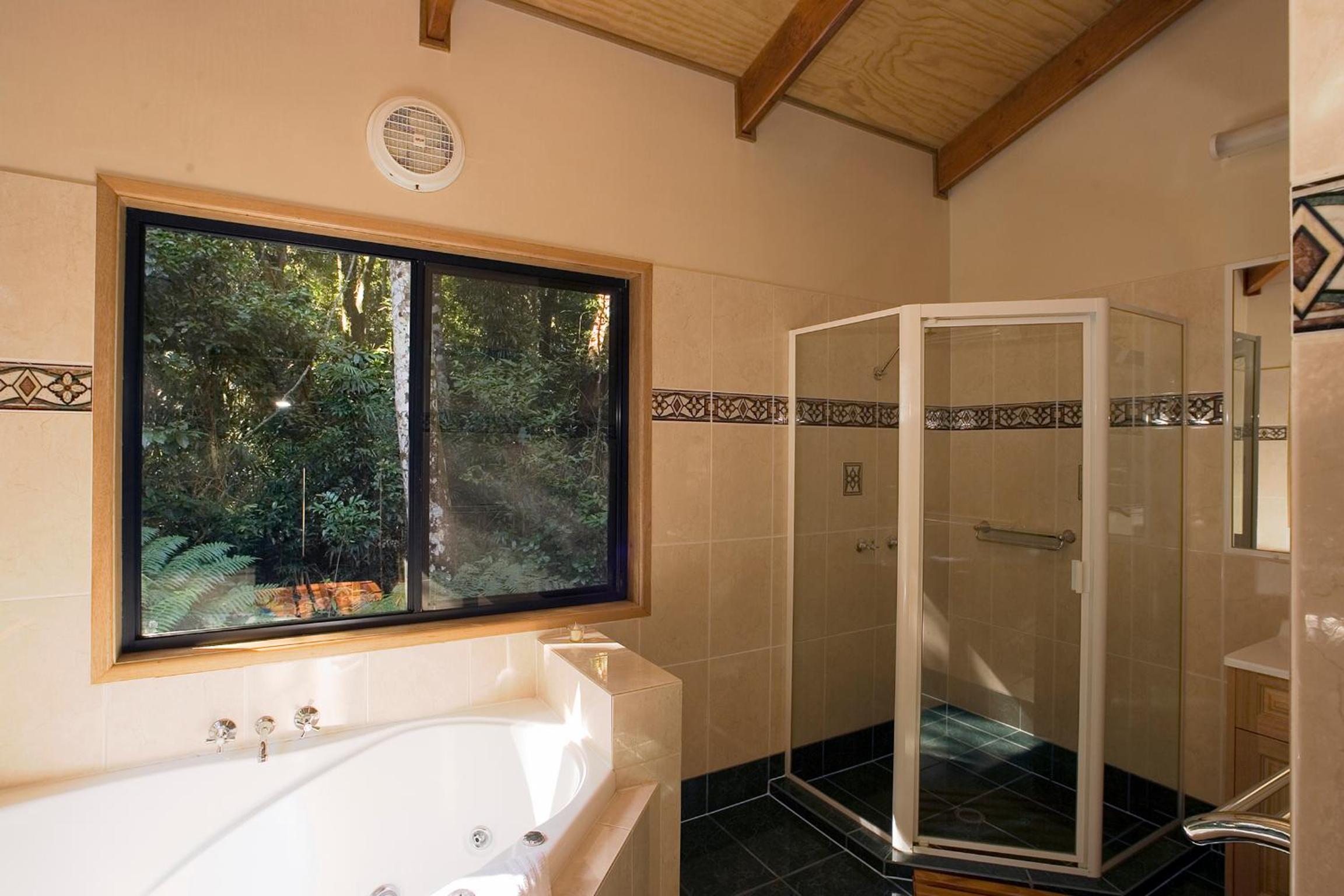 Springbrook Lyrebird Retreat