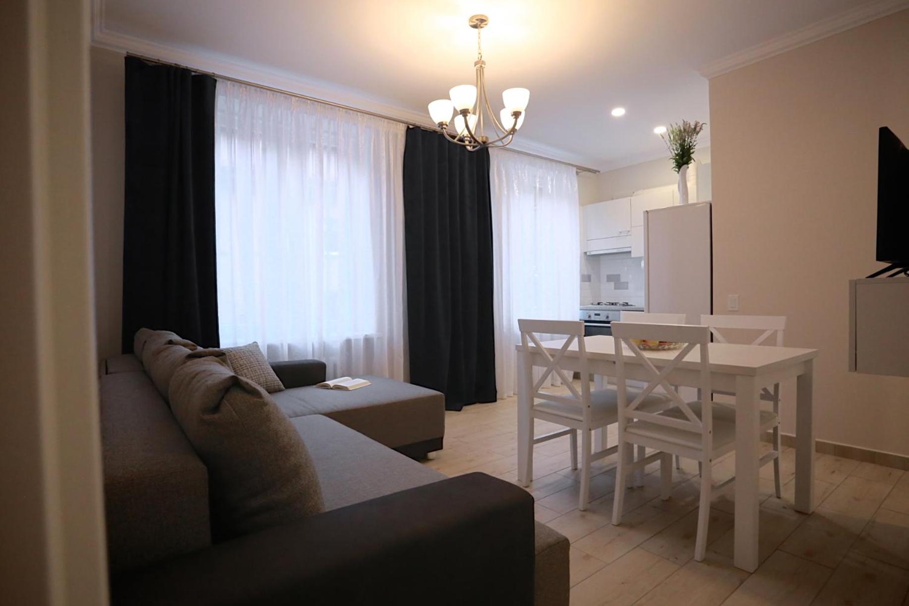 Central Apartament II view 4
