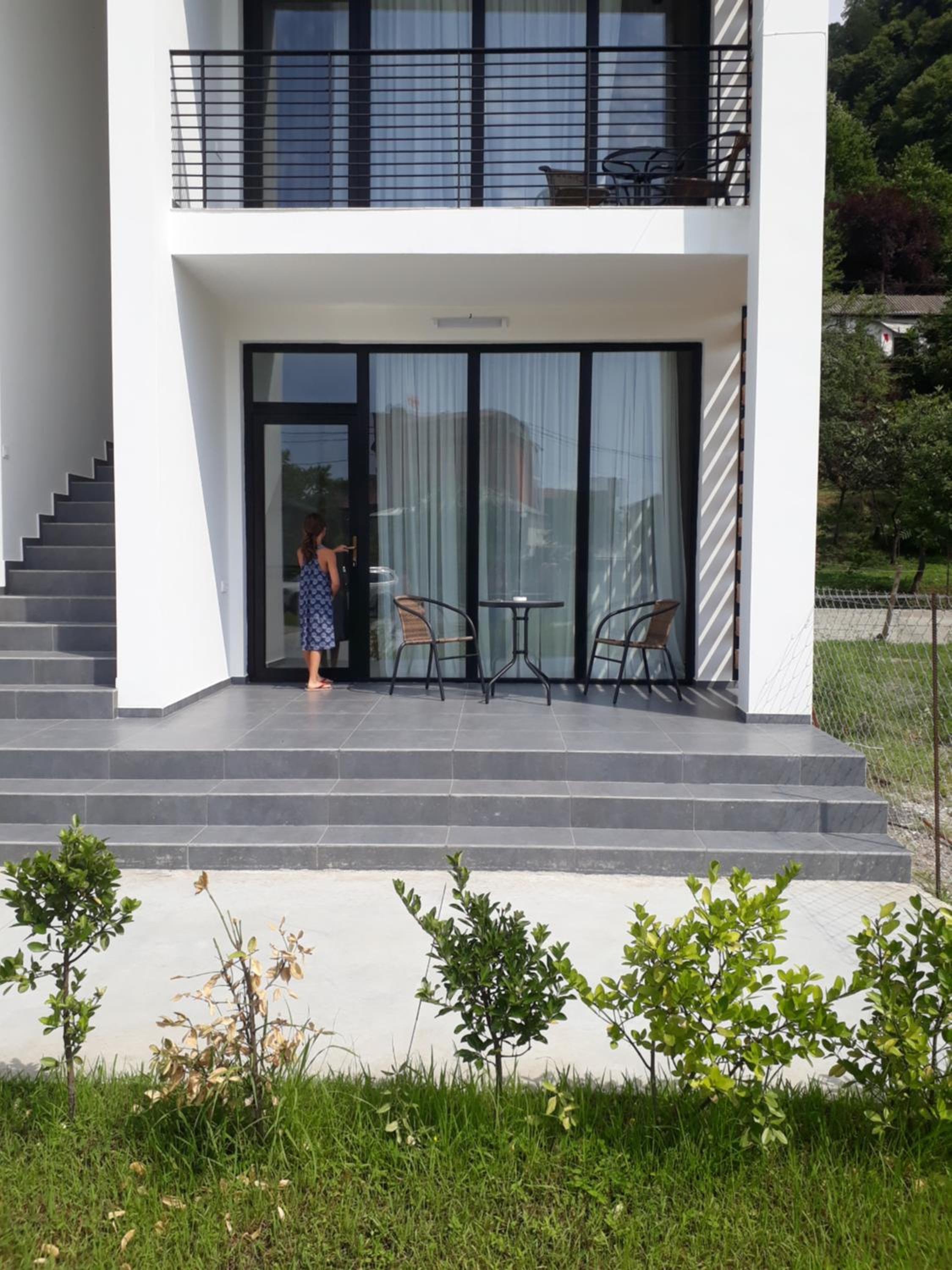 balcony