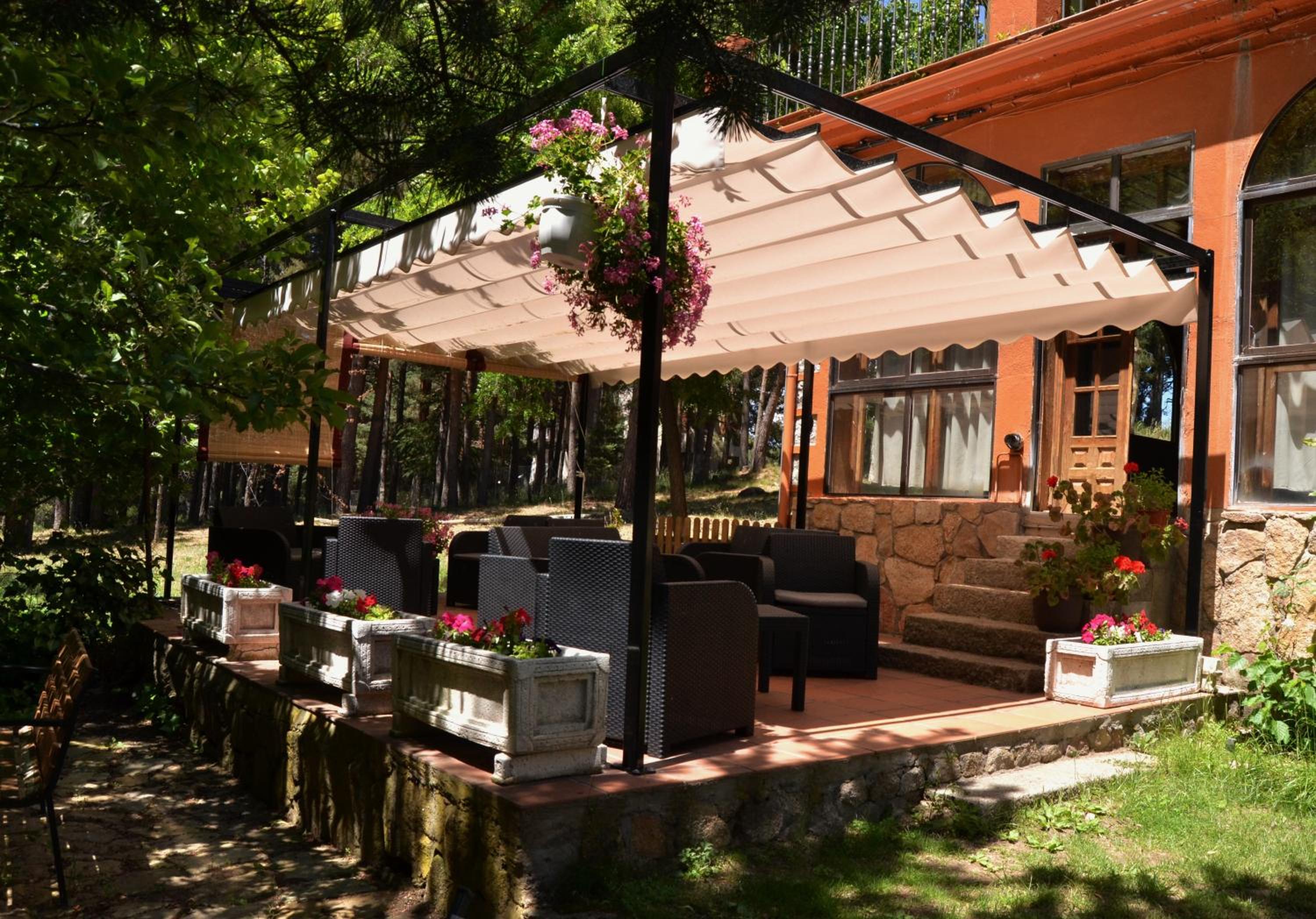 Hospedium Hostal Almanzor