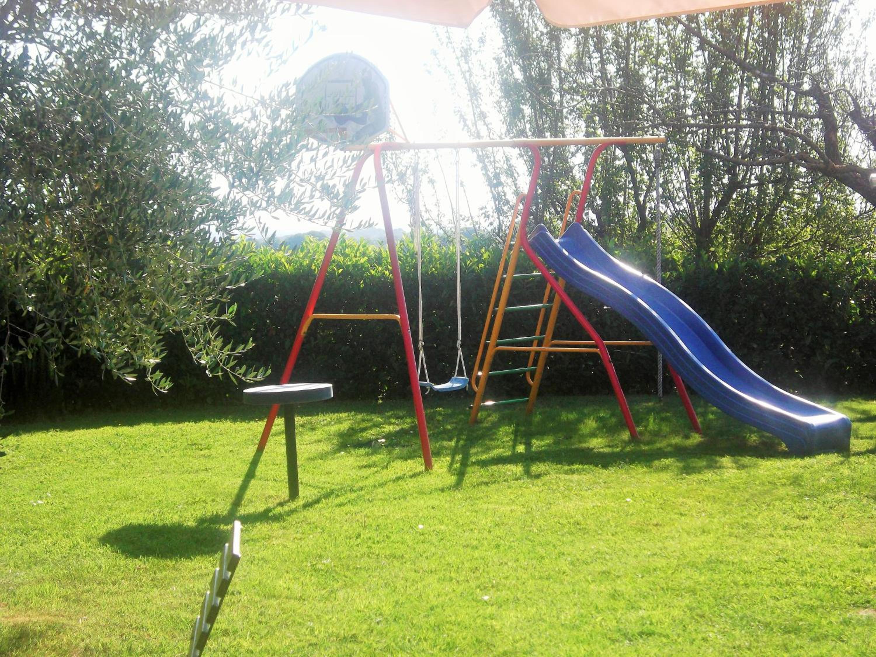 Photo 25