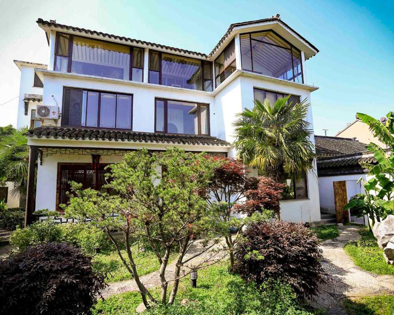 Pure-Land Villa