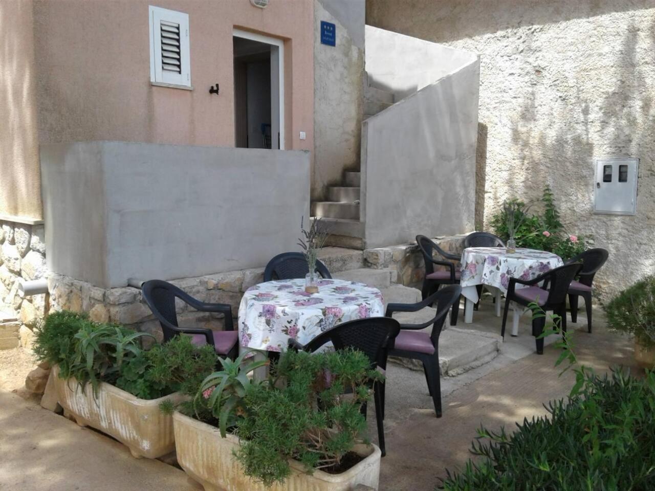 Apartment Romana view 2