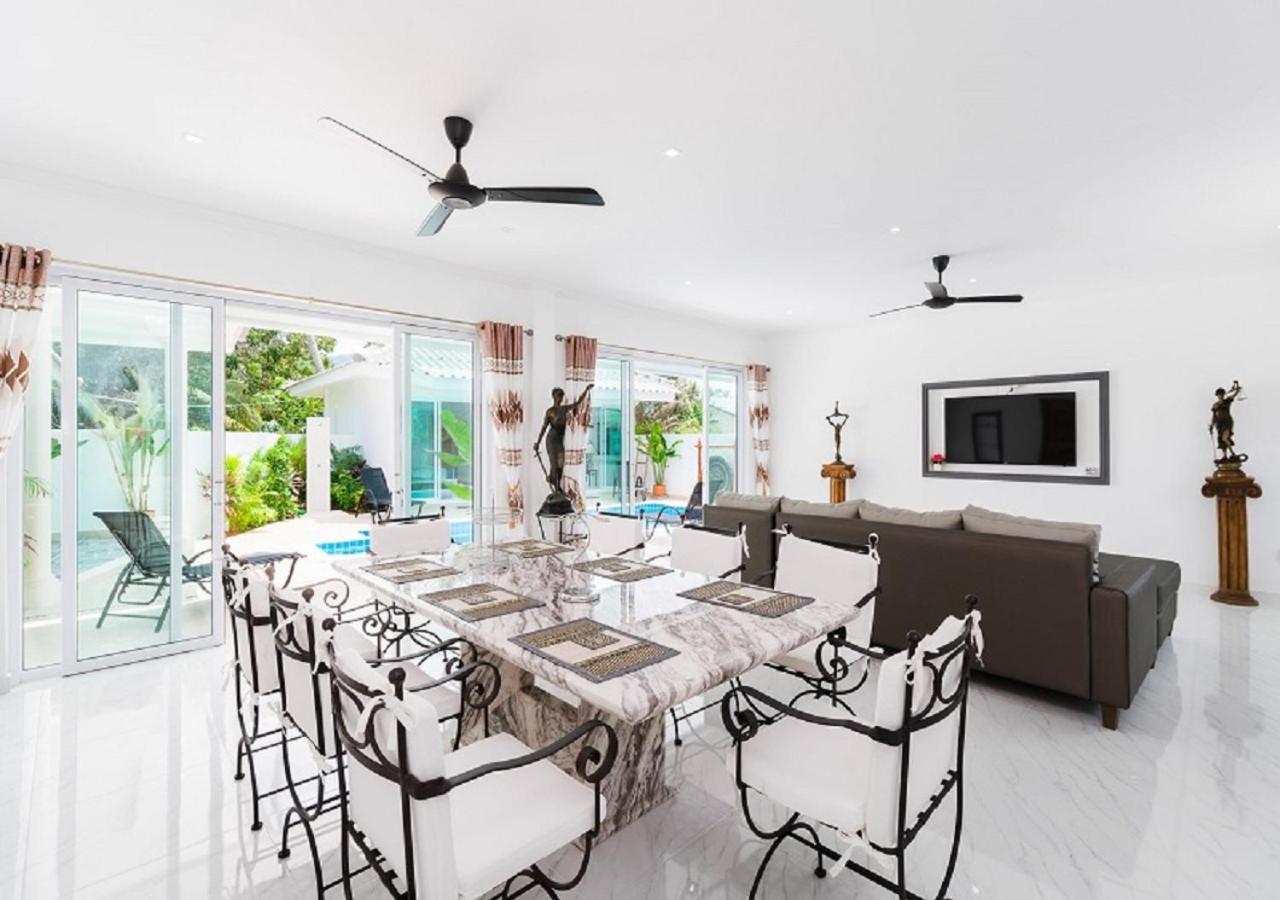 Hotel Wirason pool Villa 4 bedrooms - Image 1