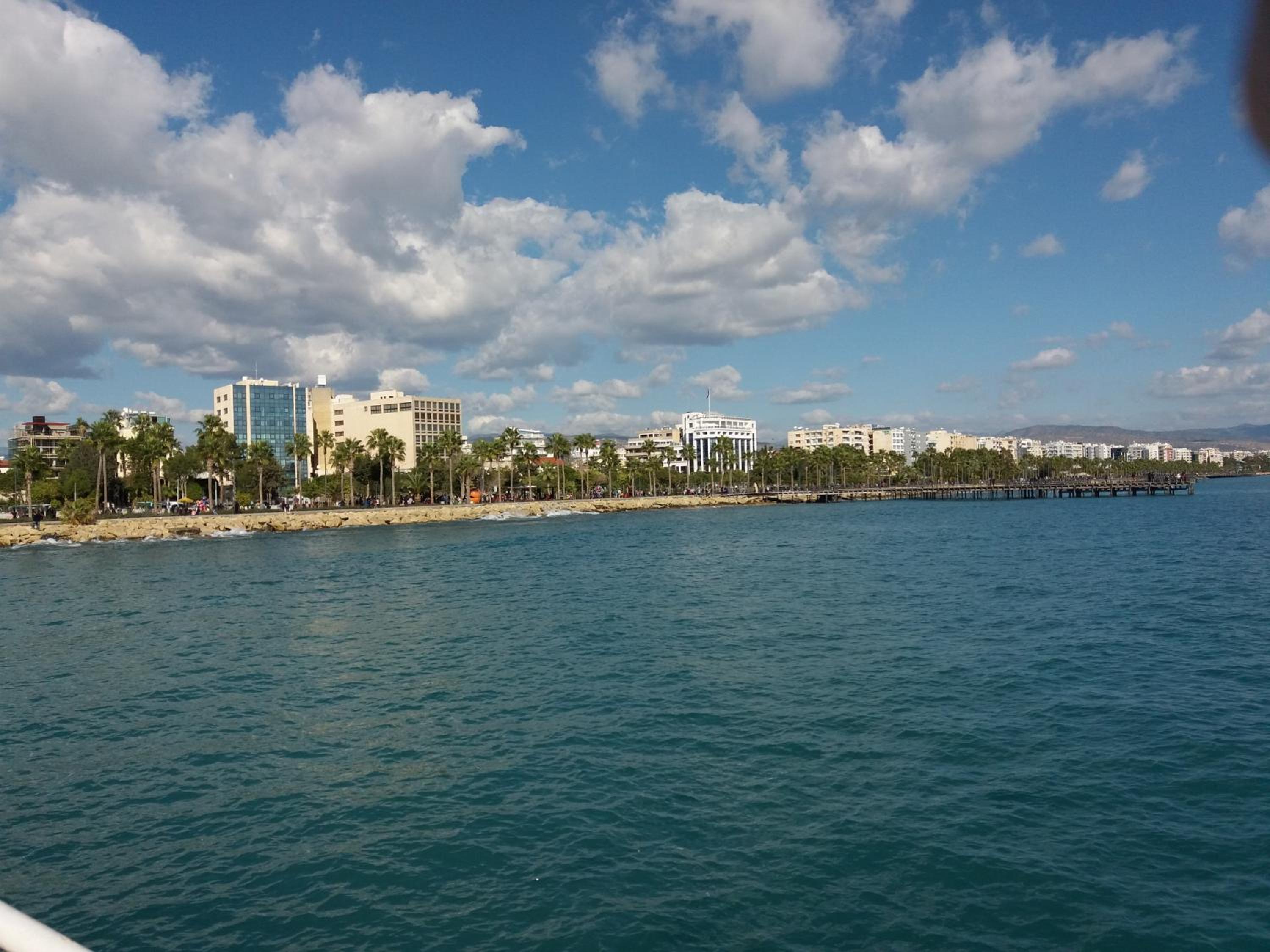 Mediterranean Breeze