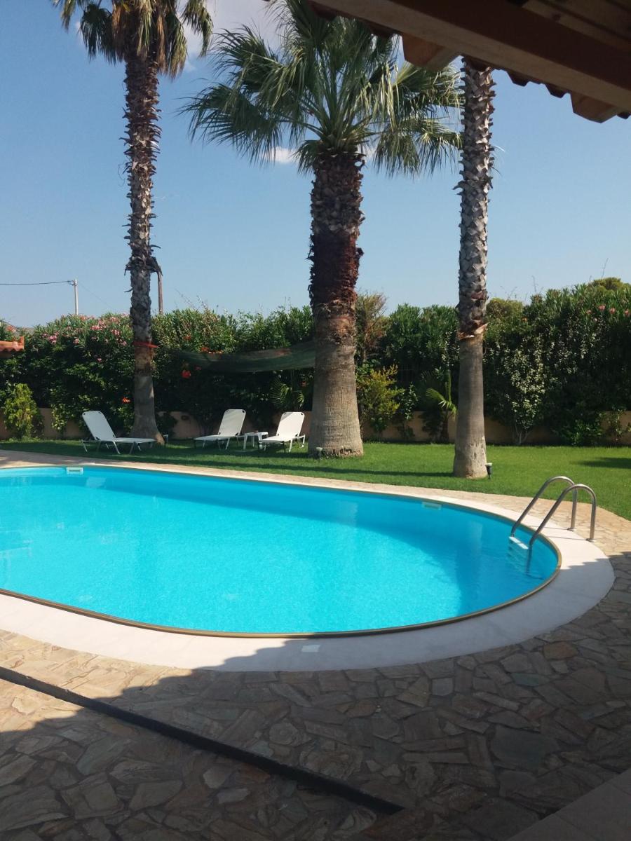 Hotel Anavissos Apartment - Image 1