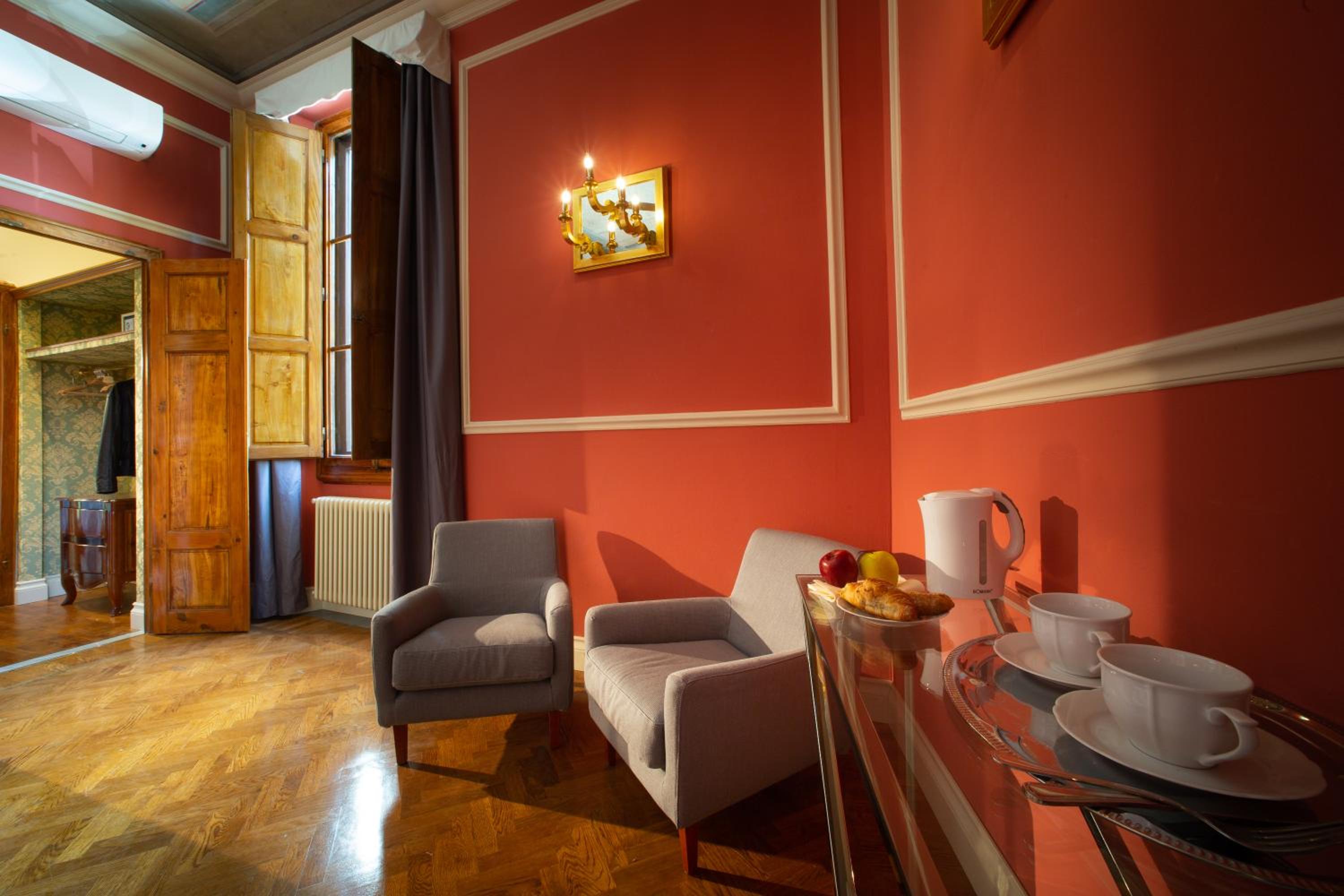 Boutique B&B Torre de' Conti