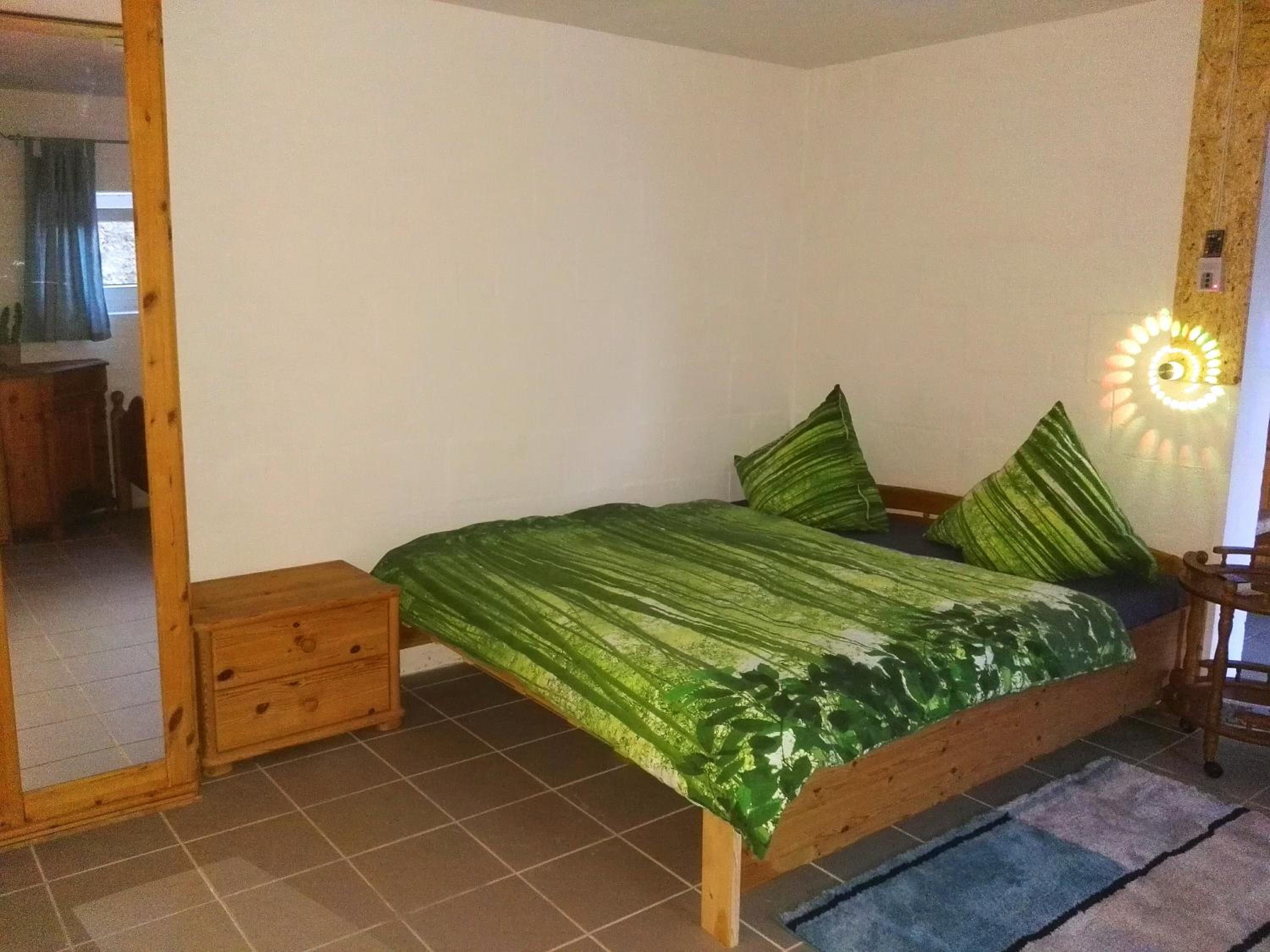 5 Ferienwohnungen nähe Badesee mit Bergblick