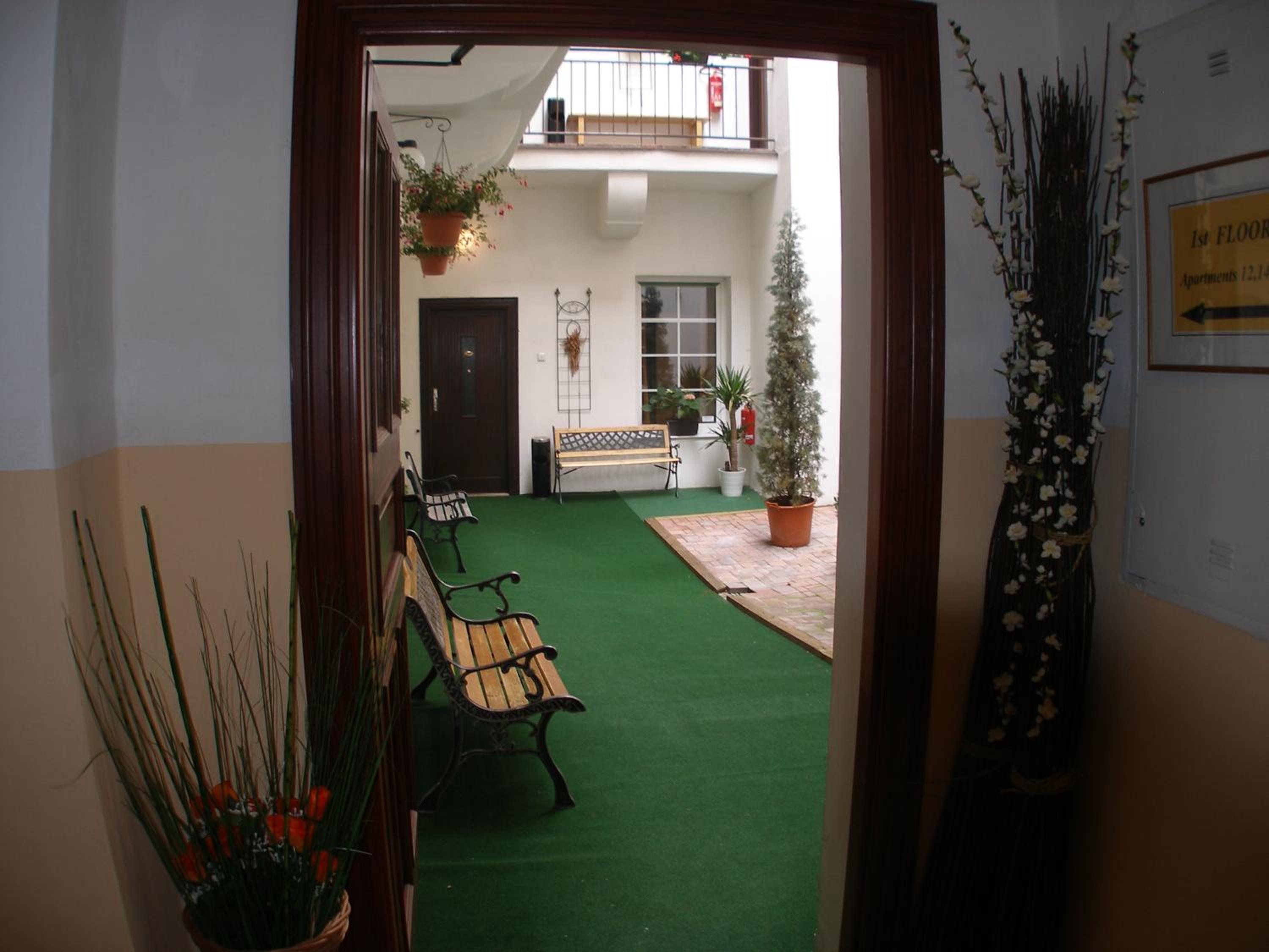 Mila Apartments