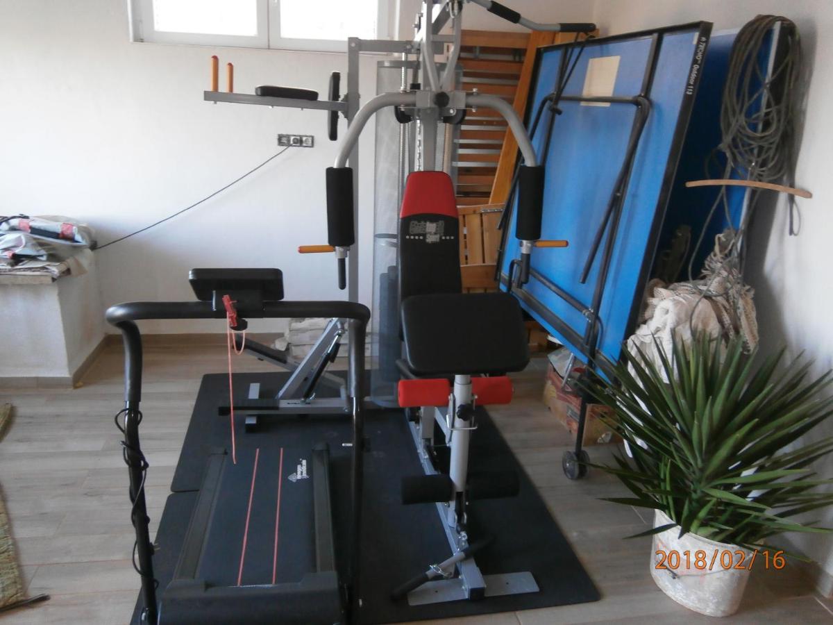 Photo 11