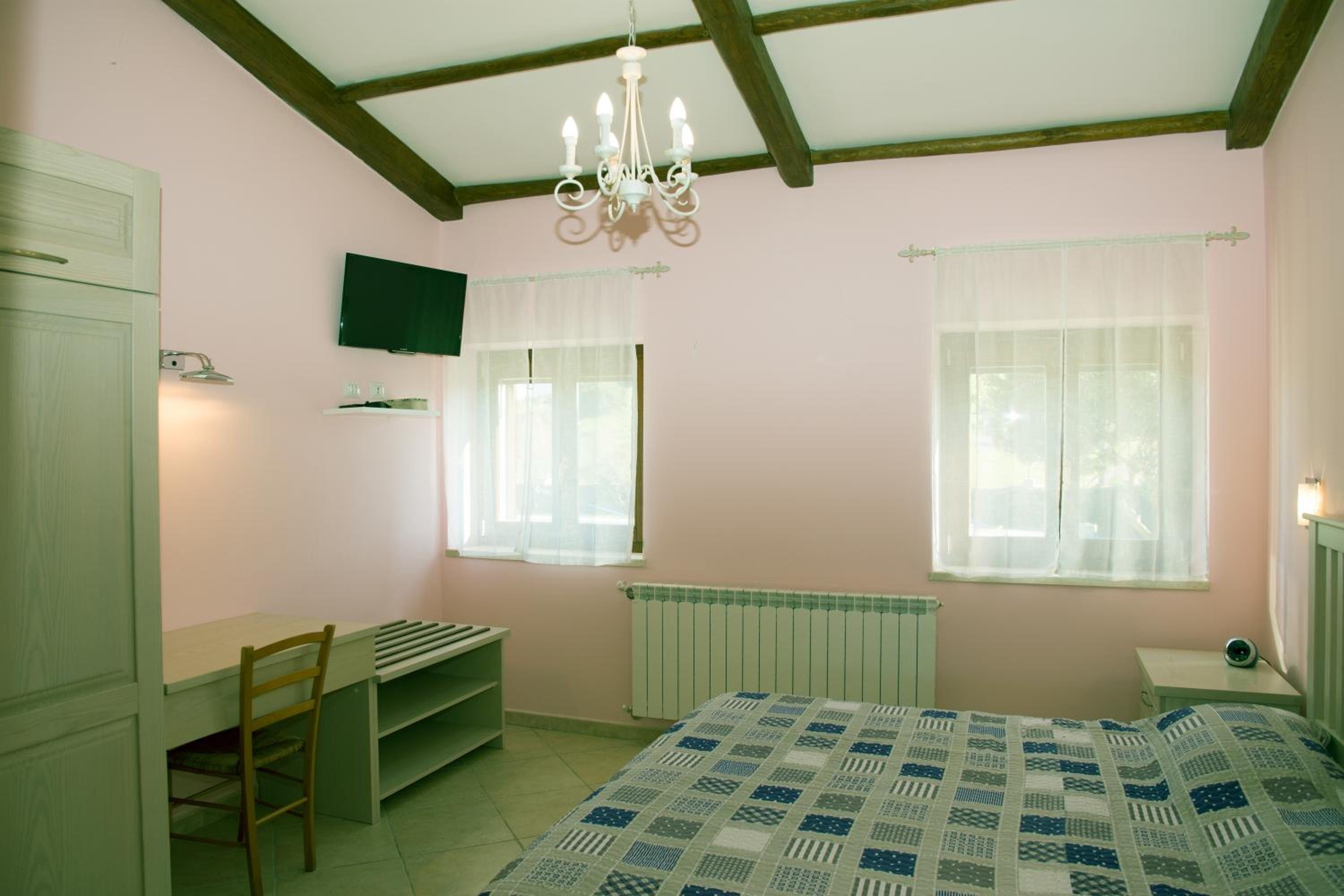 Photo 41