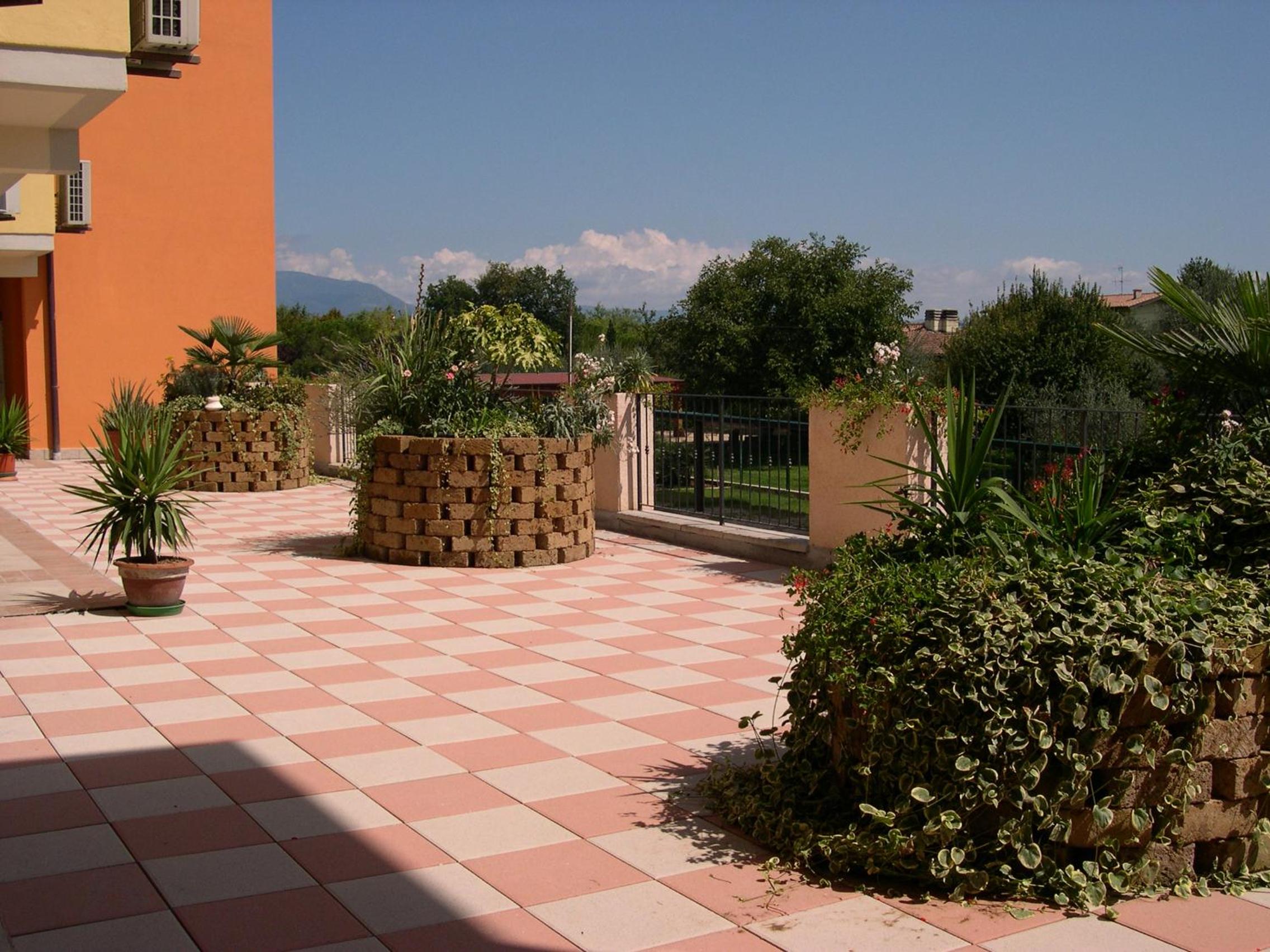 Photo 27