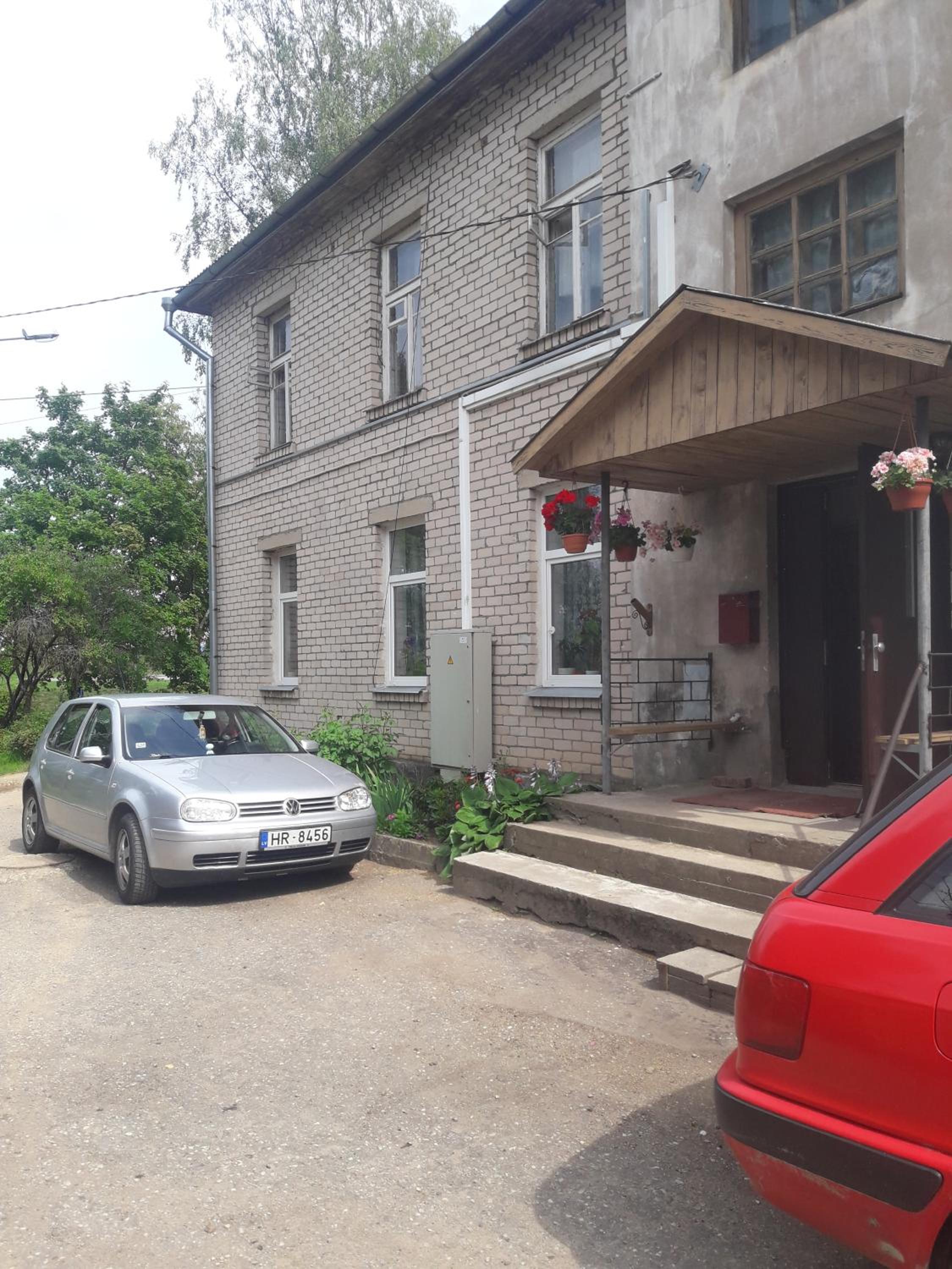 Photo 33