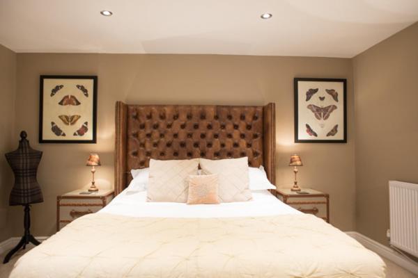 Brewer's Cottage - Brosterfield Farm view 3