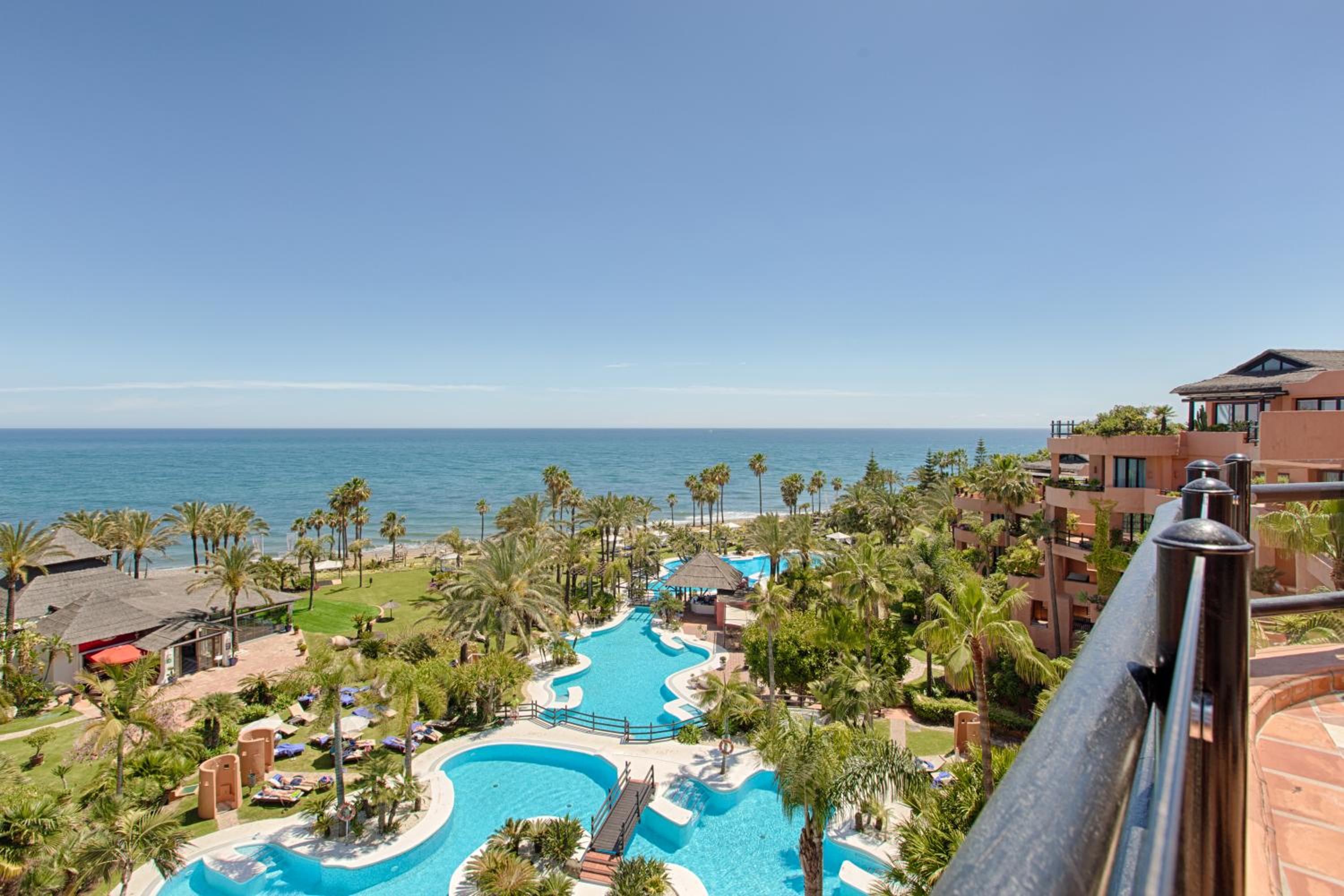 Bahía Beach Apartments Estepona view 5