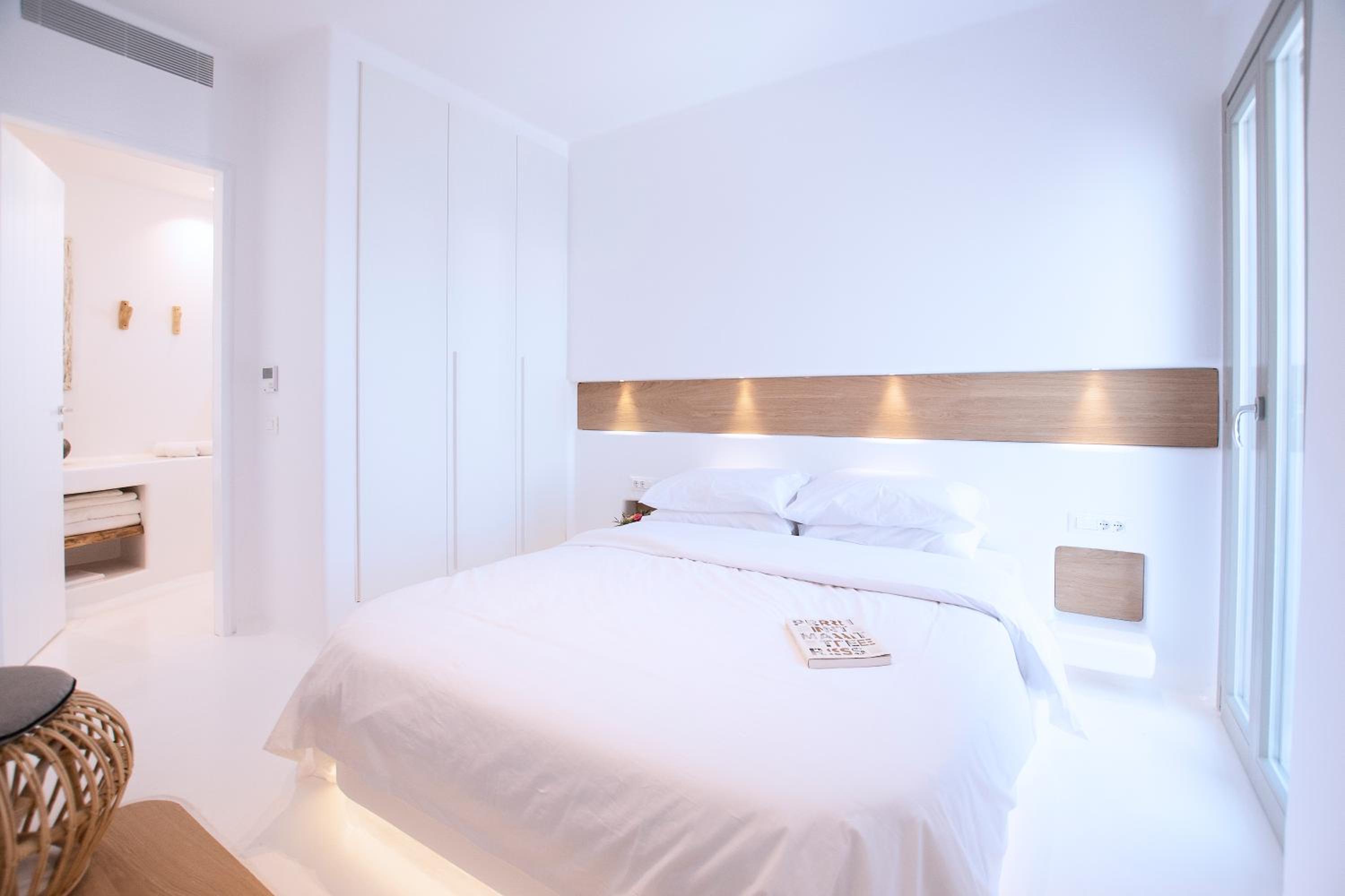 Phos Home by Rocks Estates photo 3