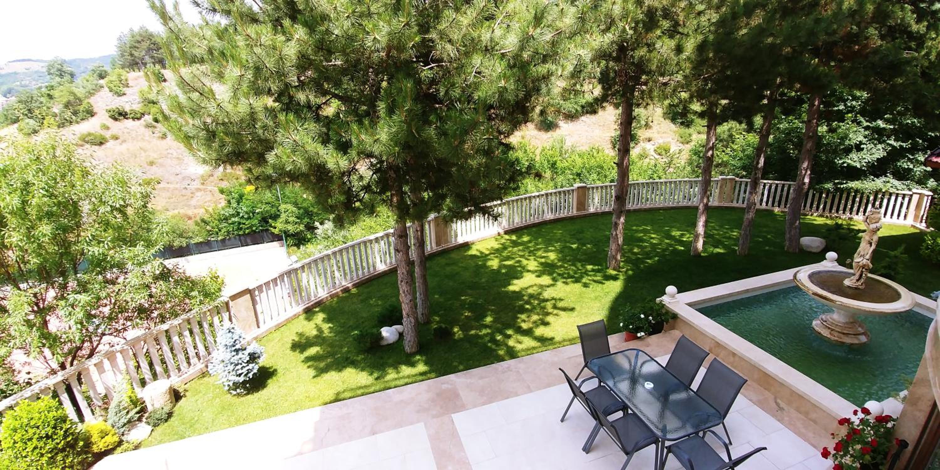 Garden Guest House