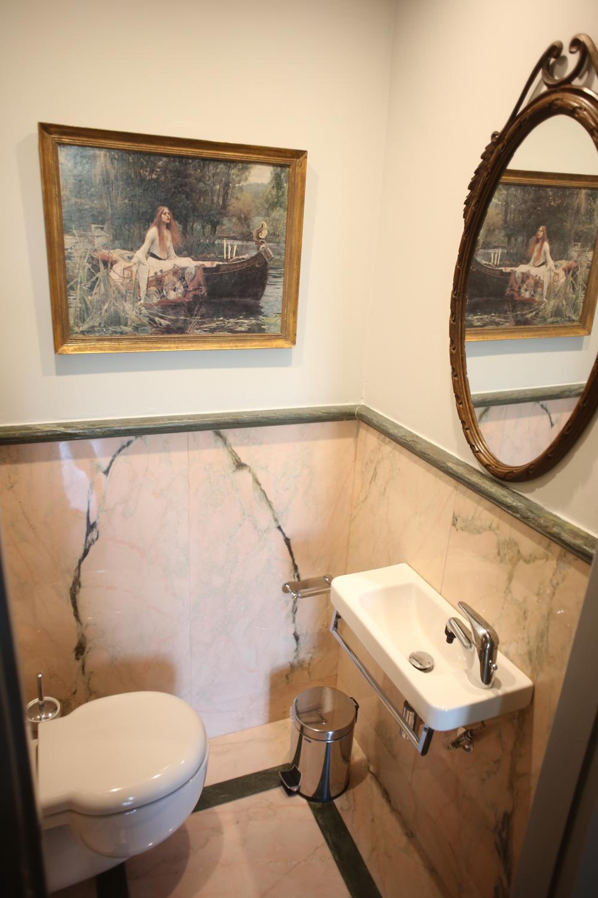 Athenian Vintage Apartments