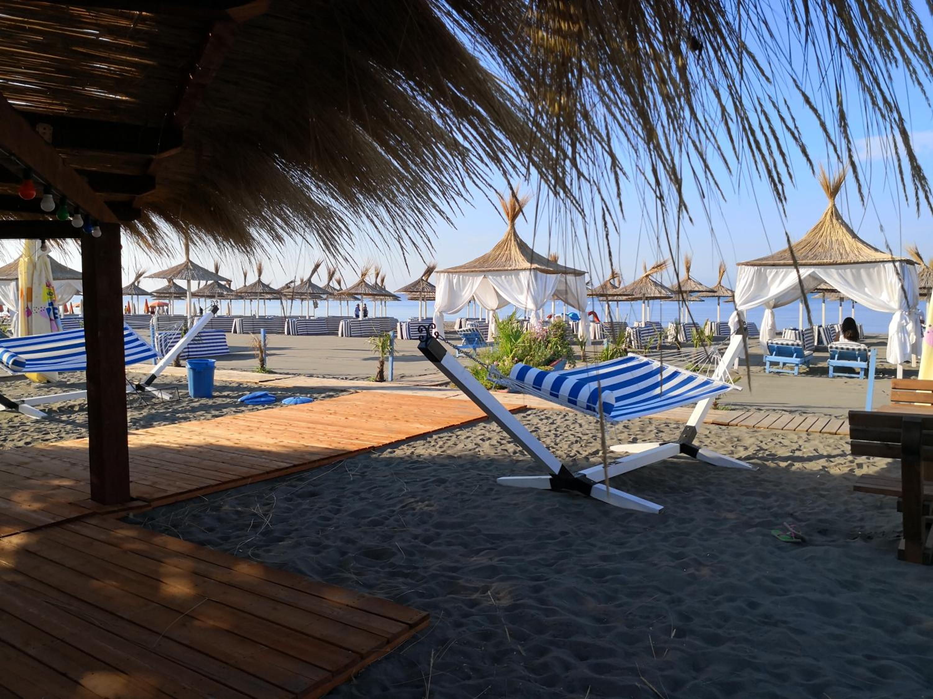 Beachfront, Tirana Guest House