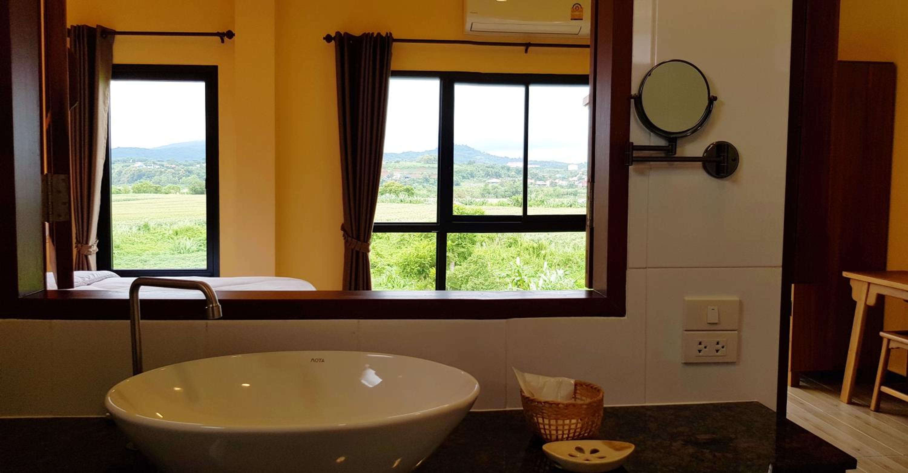 Baan Sakuna Hotel