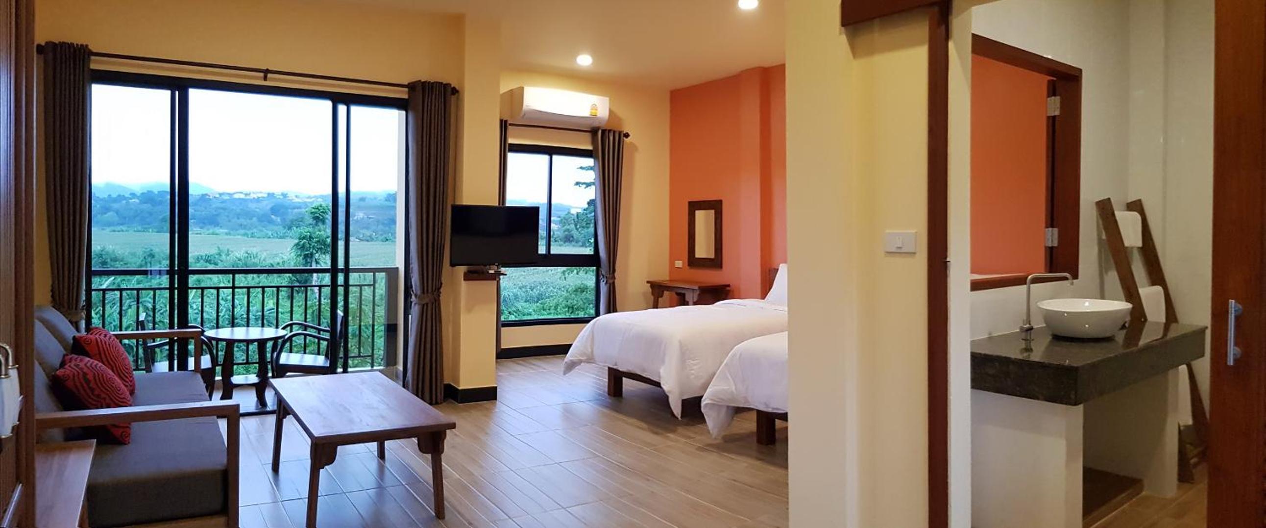 Baan Sakuna Hotel