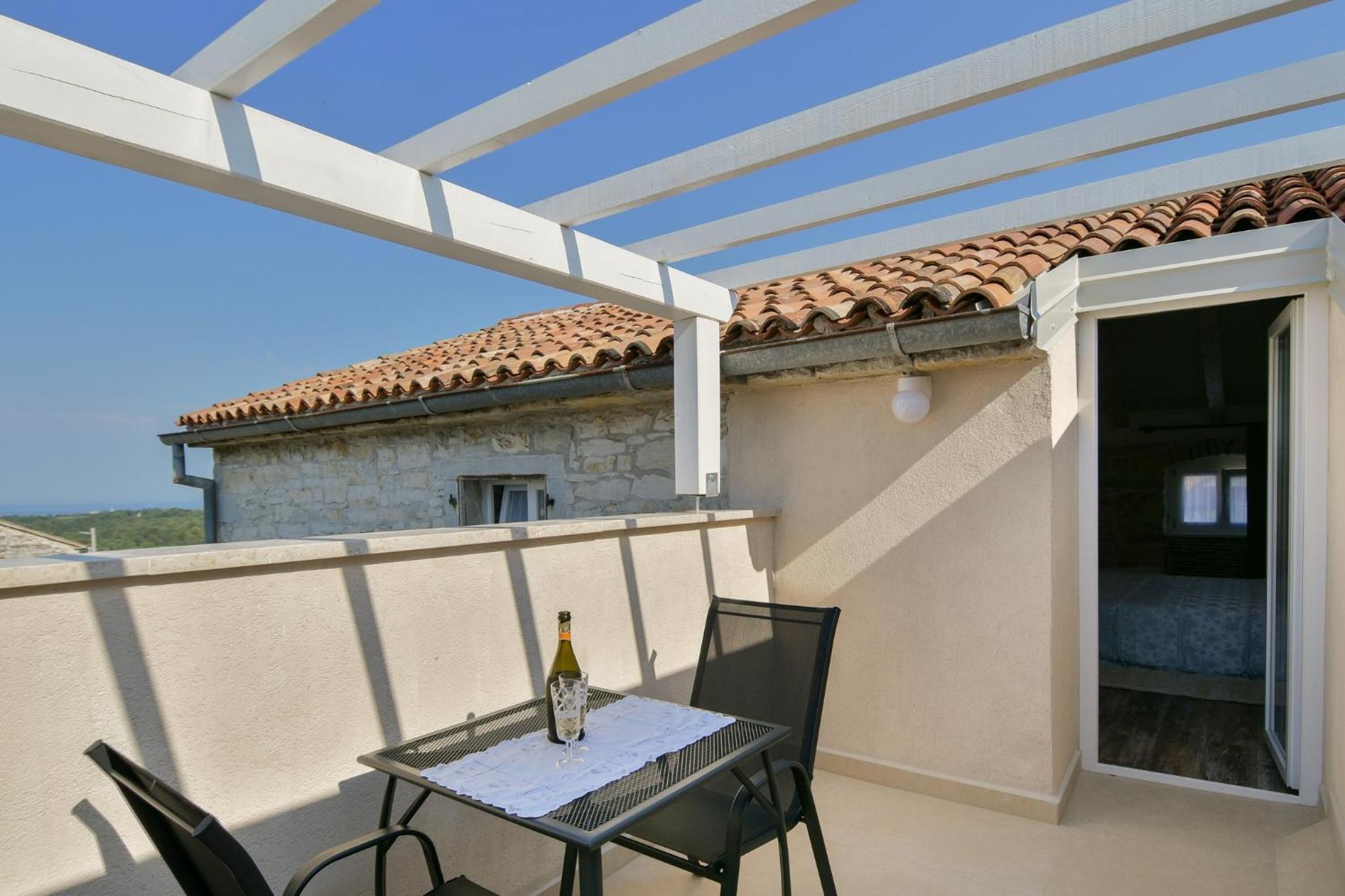Apartments Borgo 8 view 3