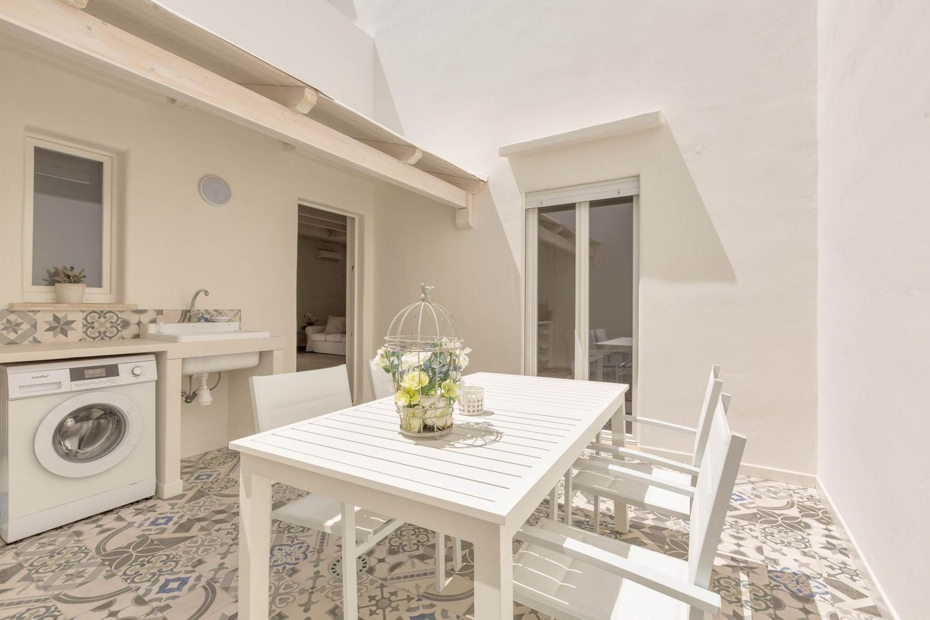 Villa Adele by Perle di Puglia en Maruggio — balance & terrace