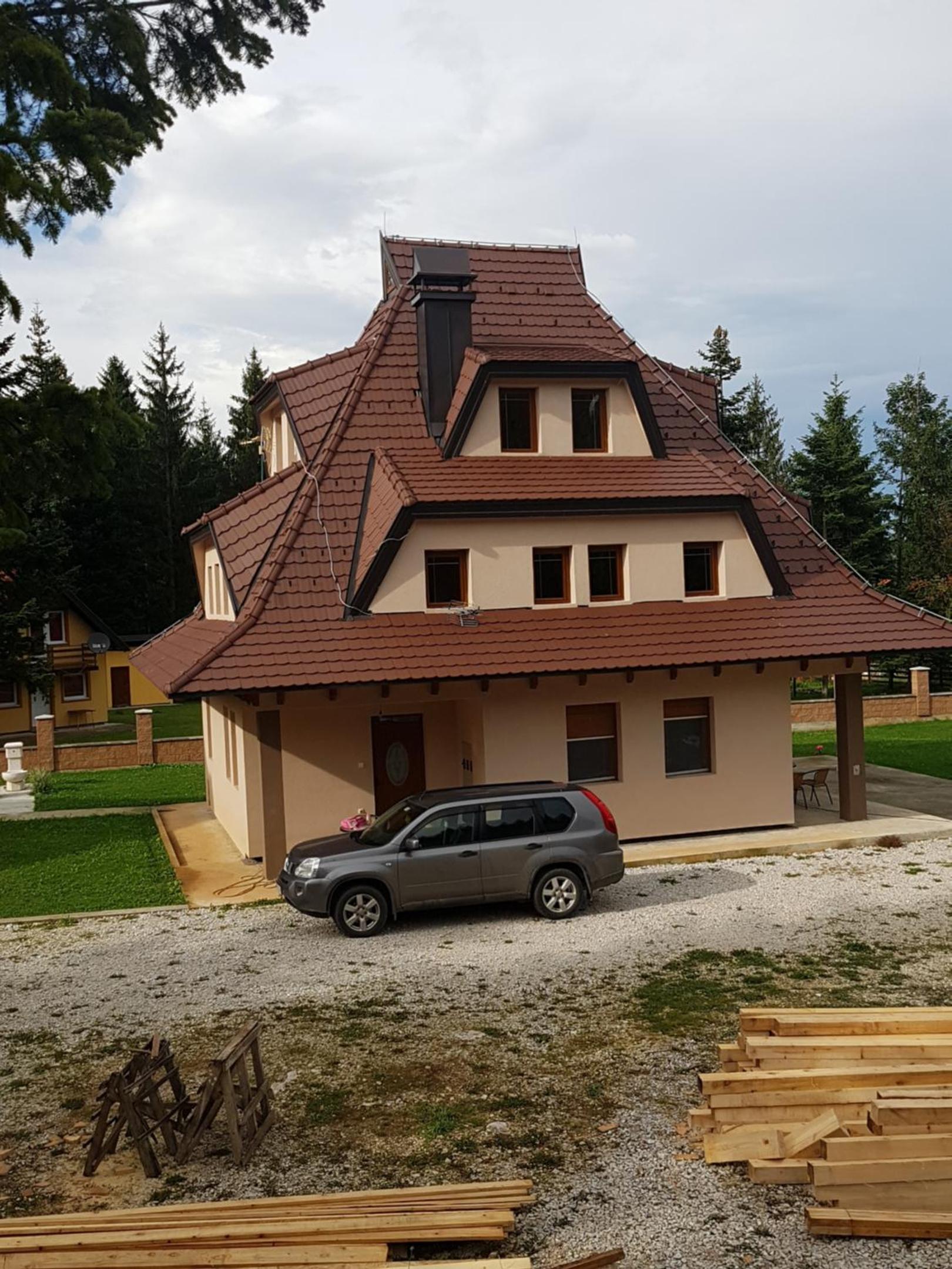 Photo 51