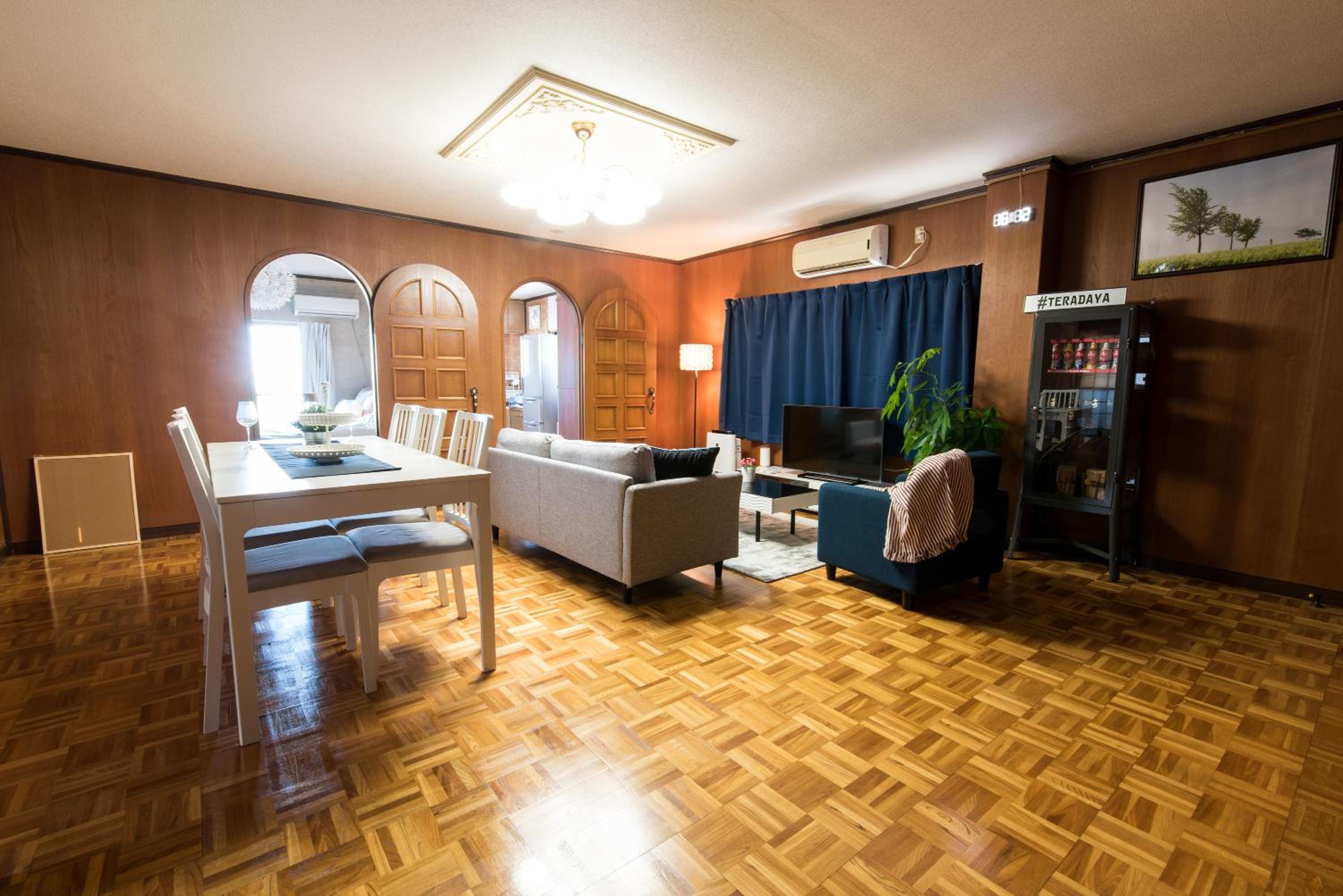 Teradaya Osaka Ryokan 150m2 寺田屋大阪旅館 your own property sweet home in Osaka