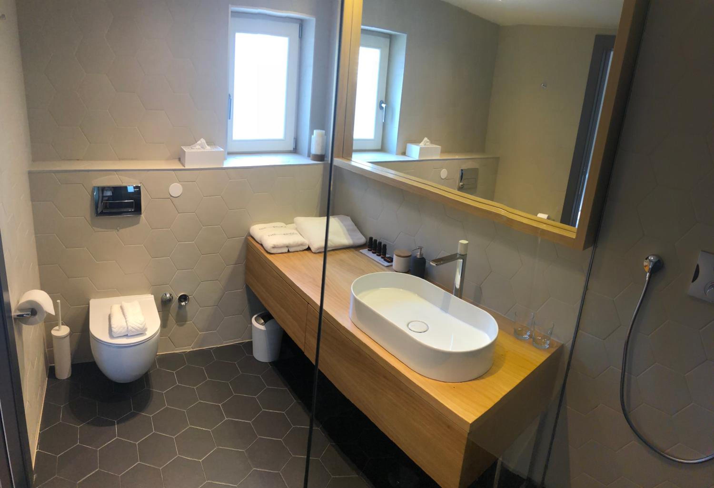 Photo 24