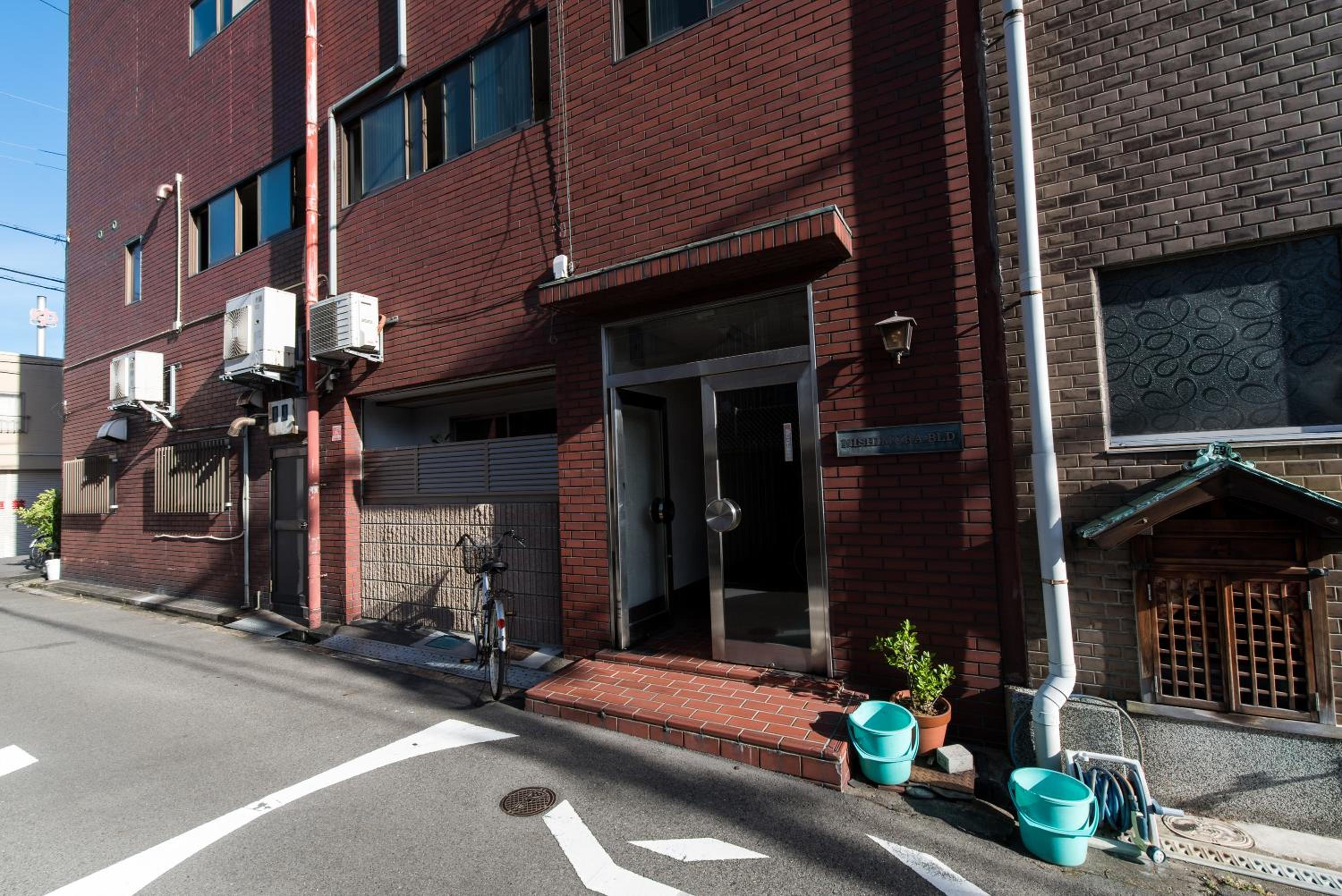 Teradaya Osaka Ryokan 150m2 寺田屋大阪旅館 your own property sweet home in Osaka