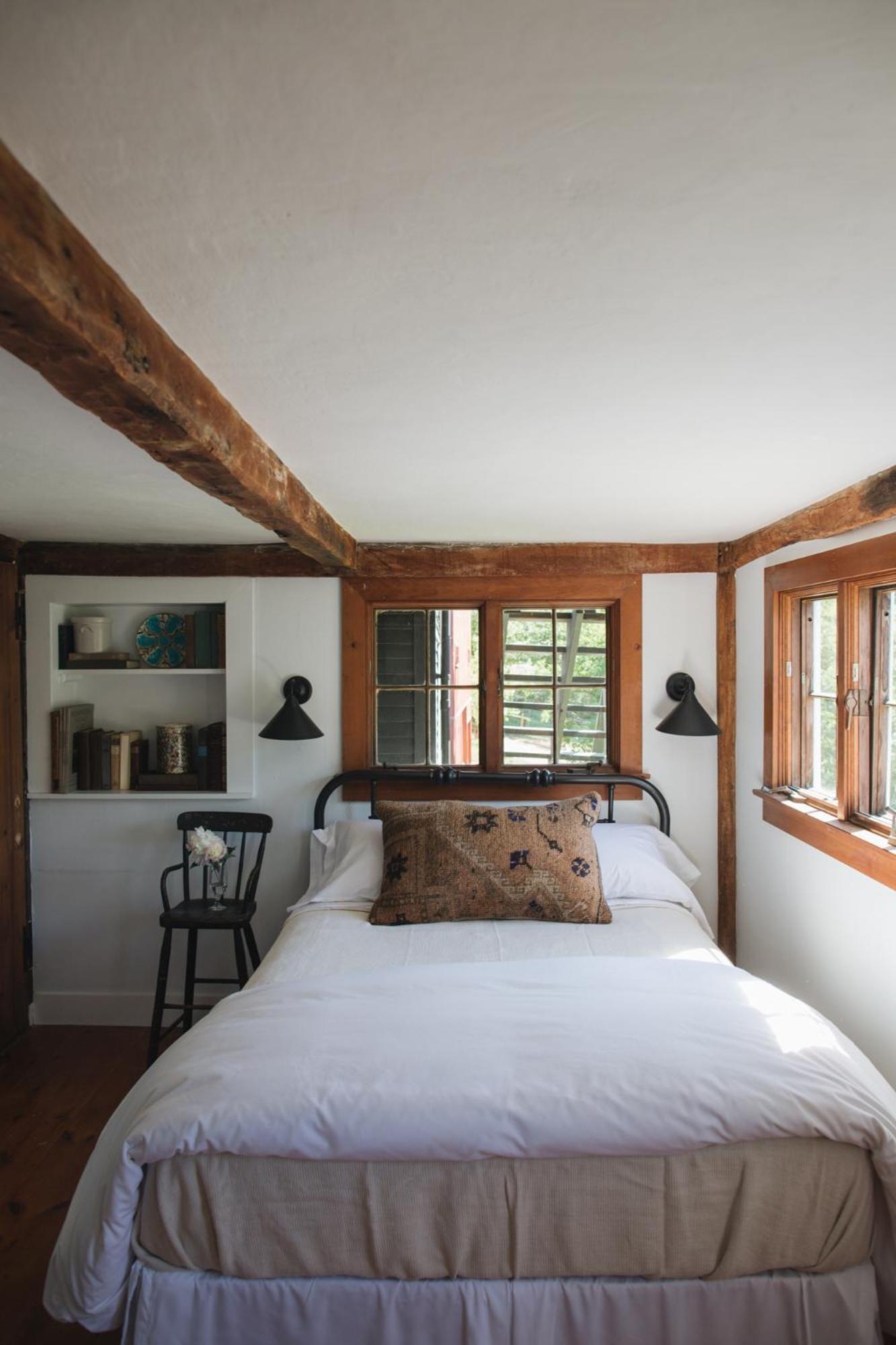 Squire Tarbox Inn