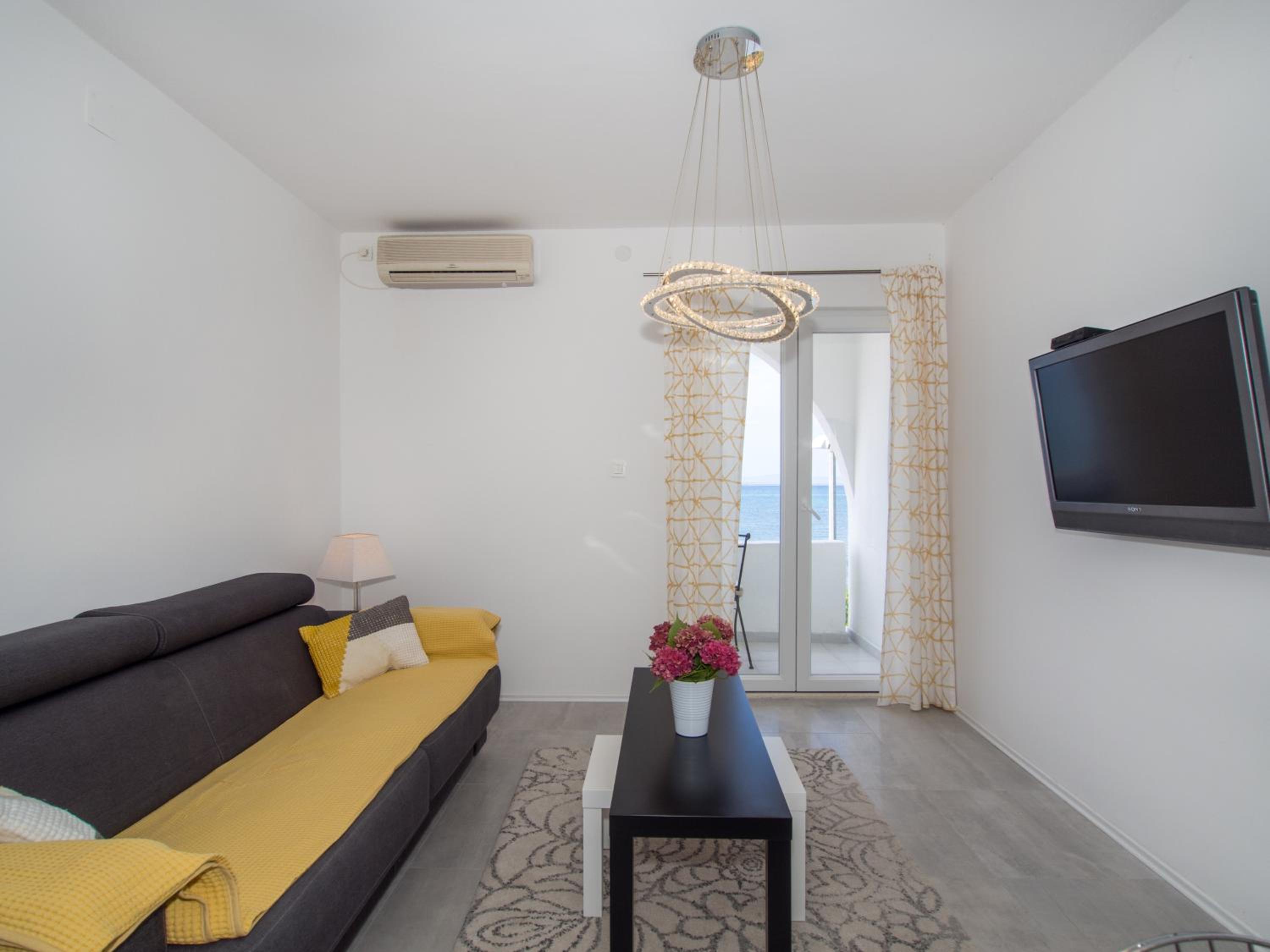 Villa Tamaris on the beach