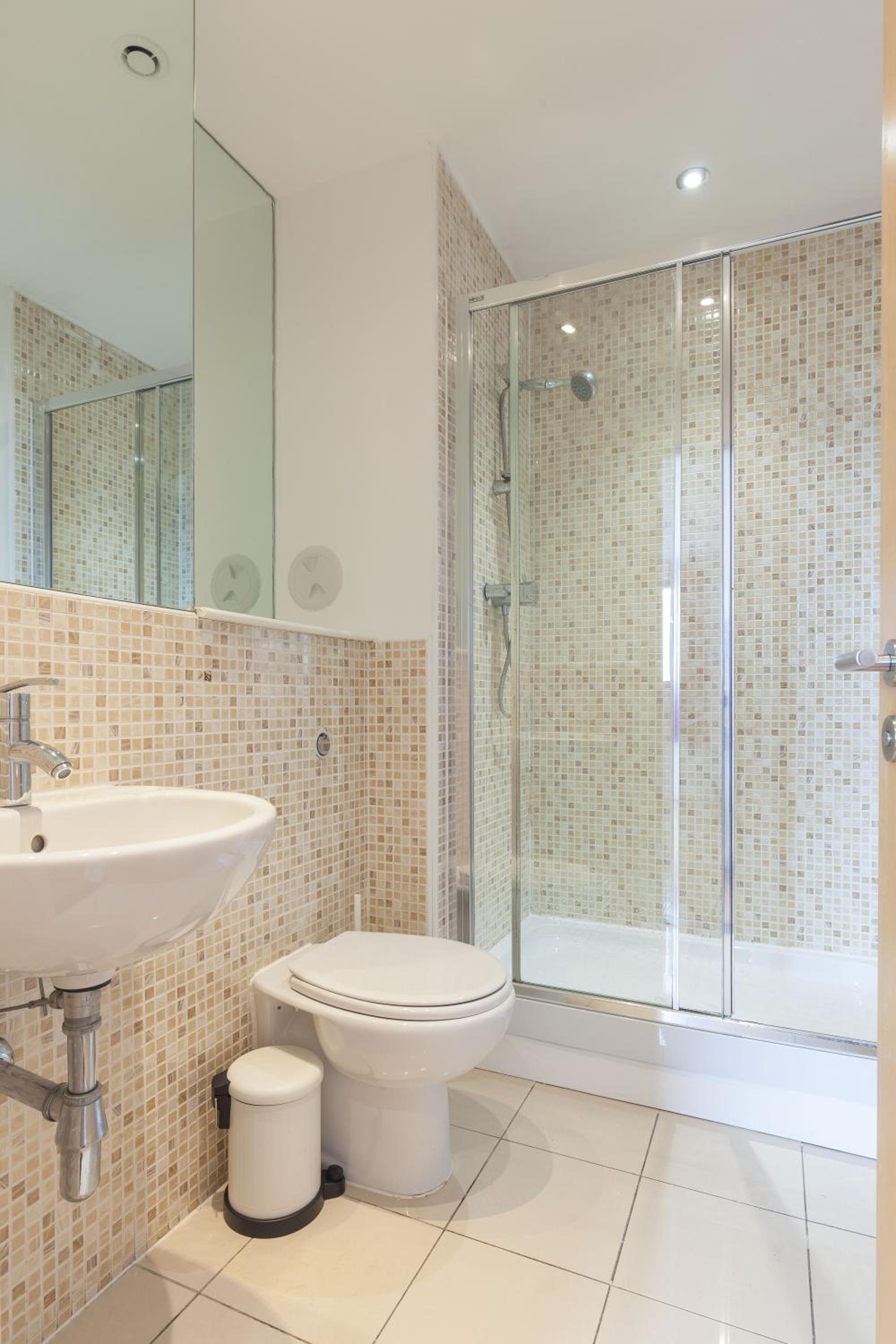 Stylish Penthouse Suite view 4