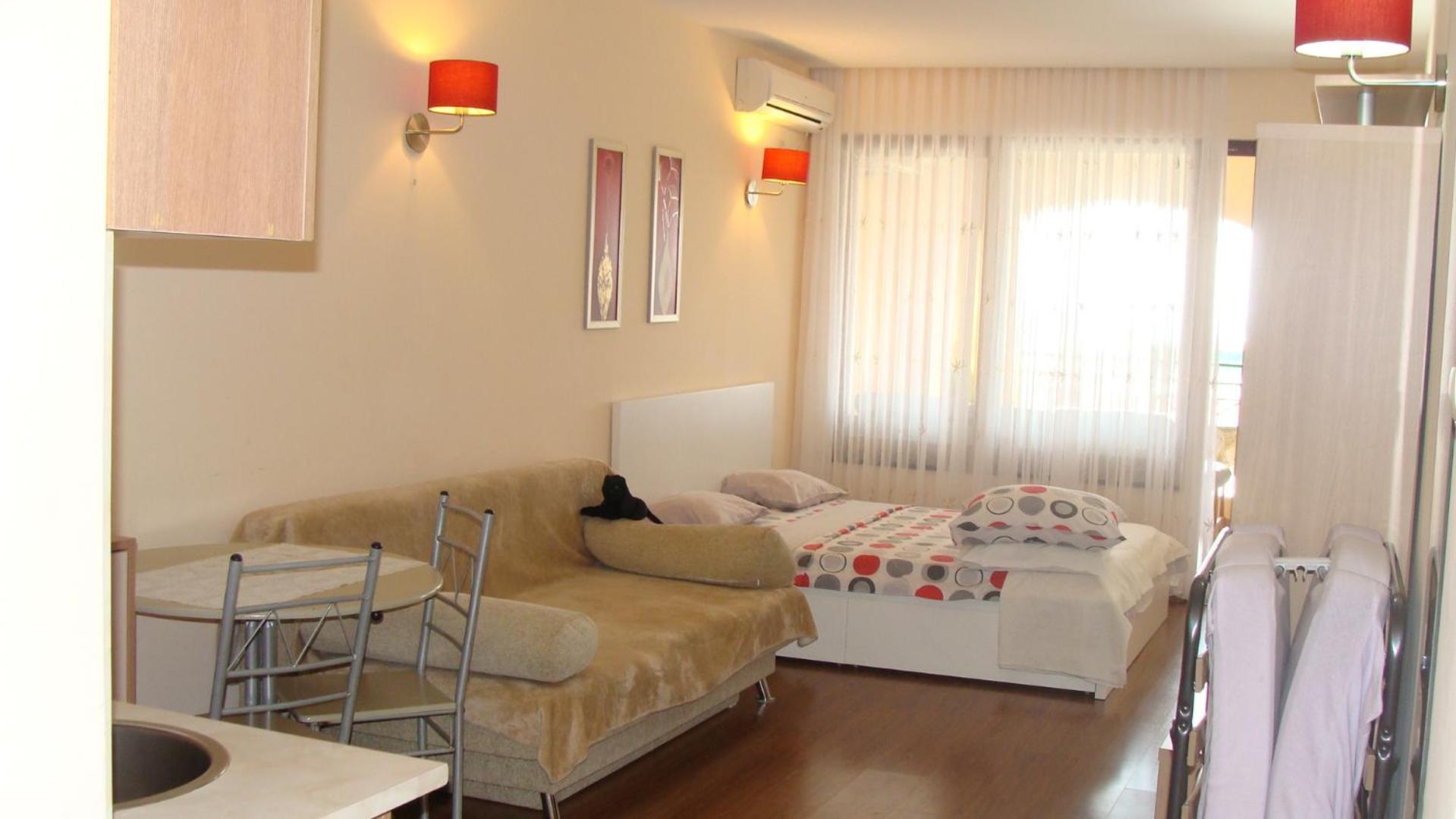 Admiral Apartments
