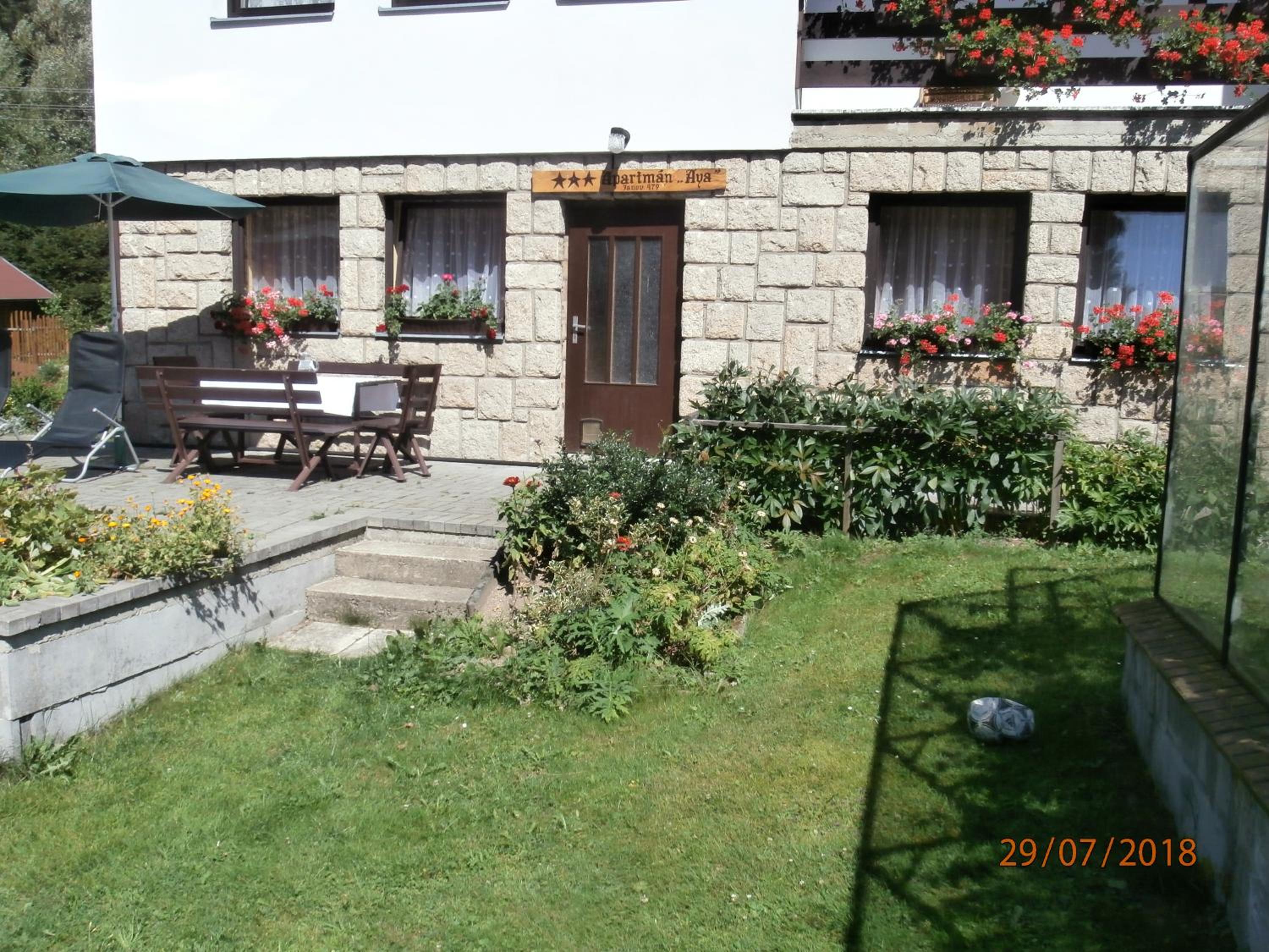 Photo 38