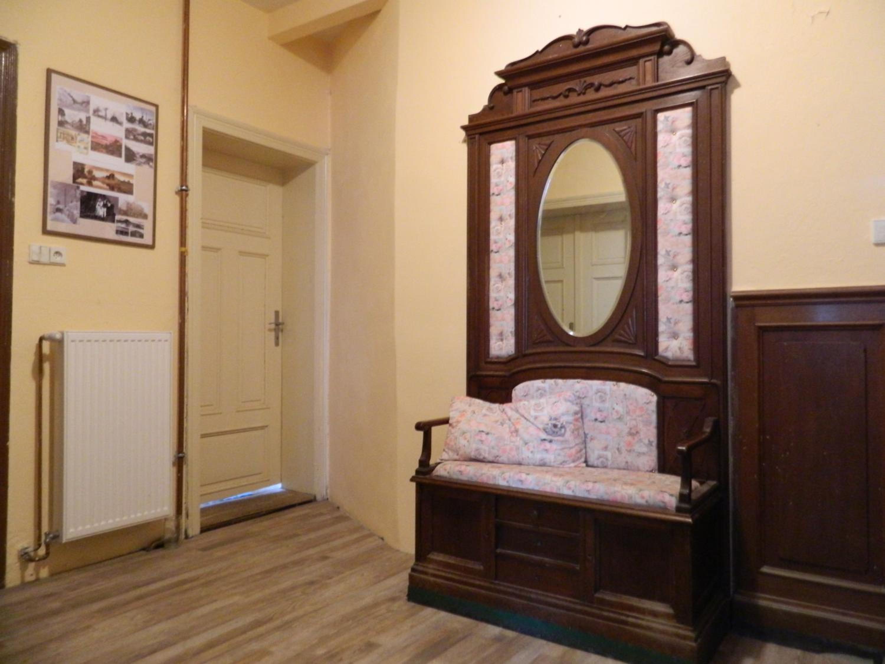 Photo 49
