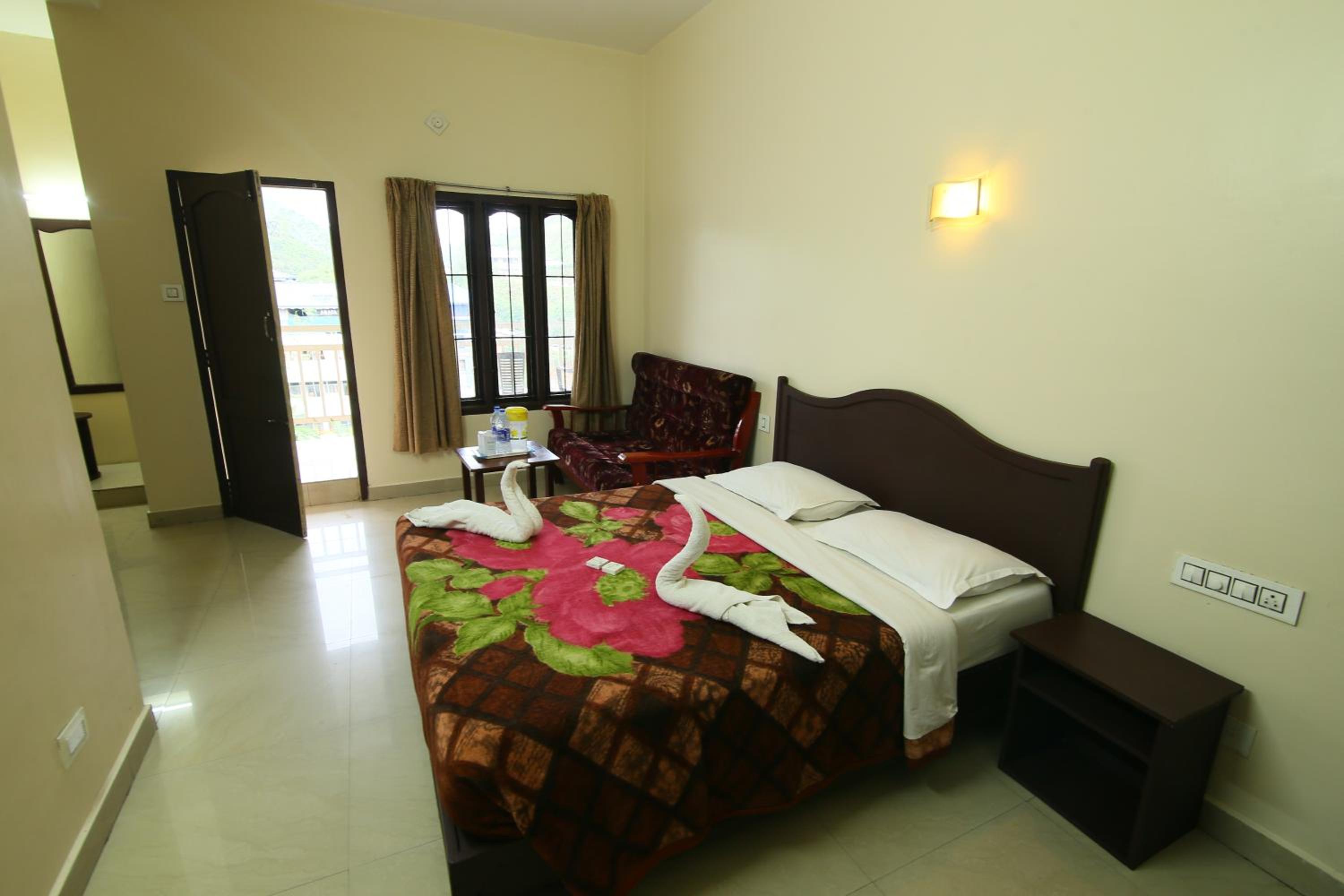 Munnar Vacations - Jays Inn - Property Image 1