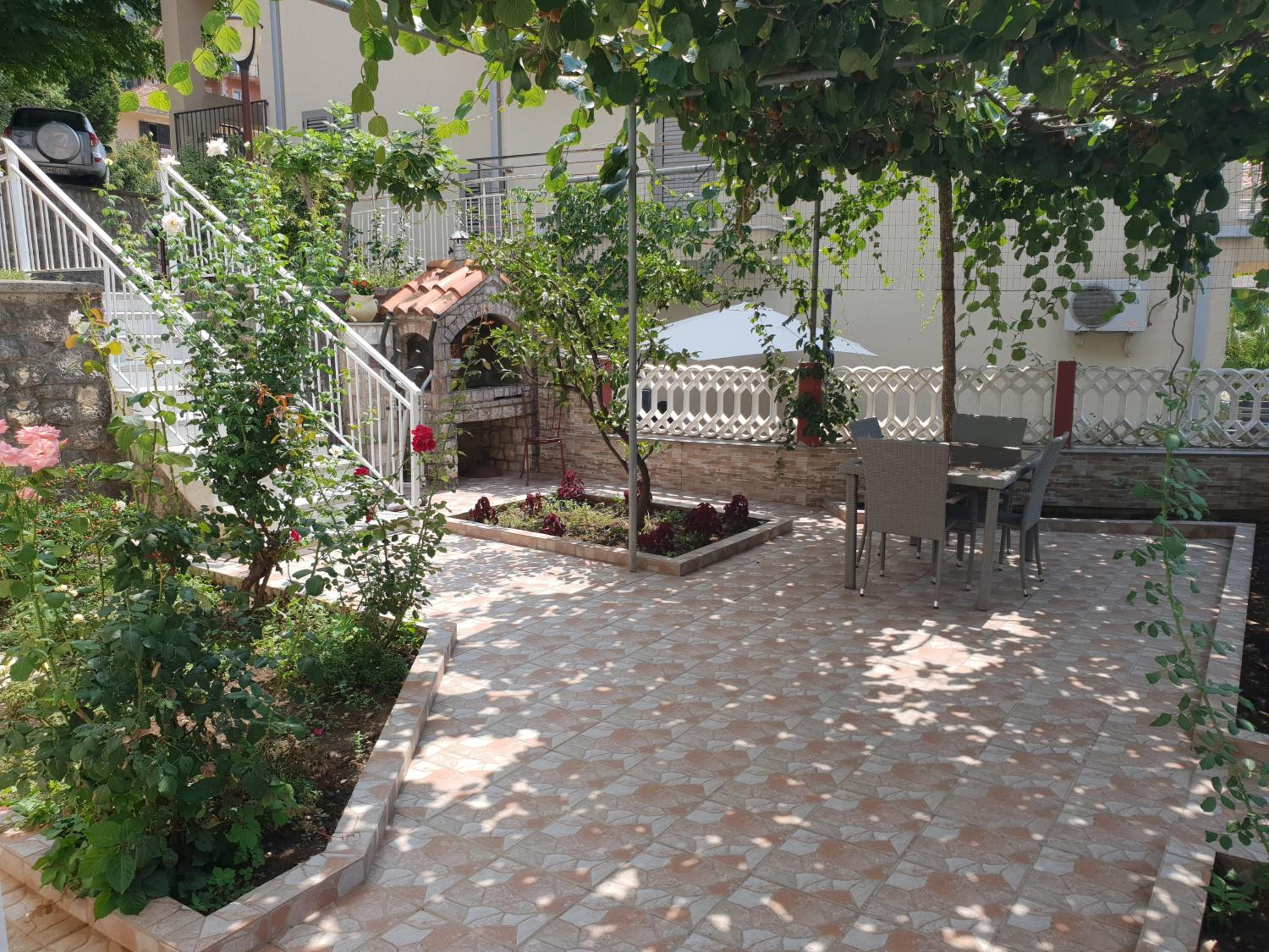 Badza Apartment