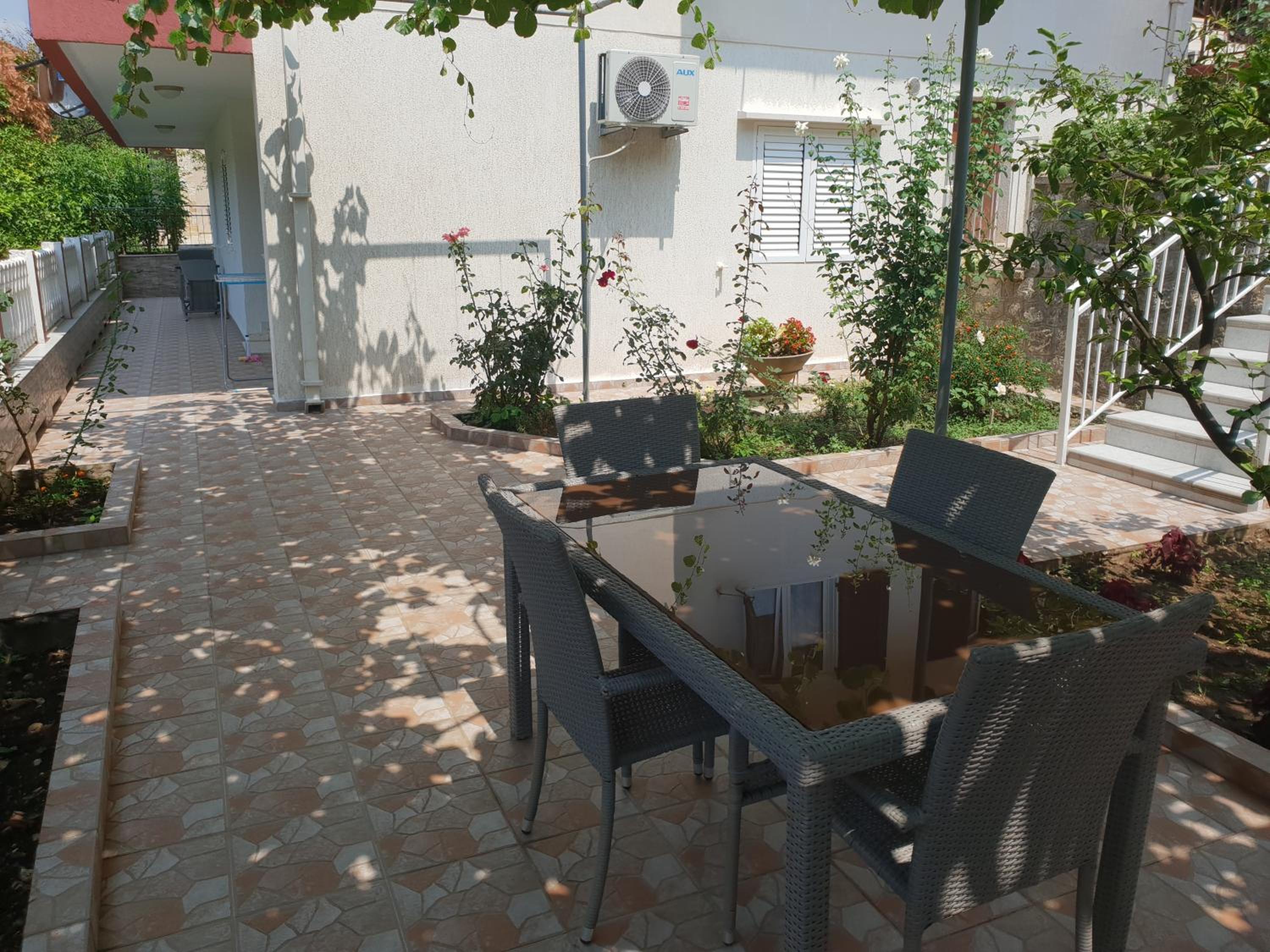Badza Apartment