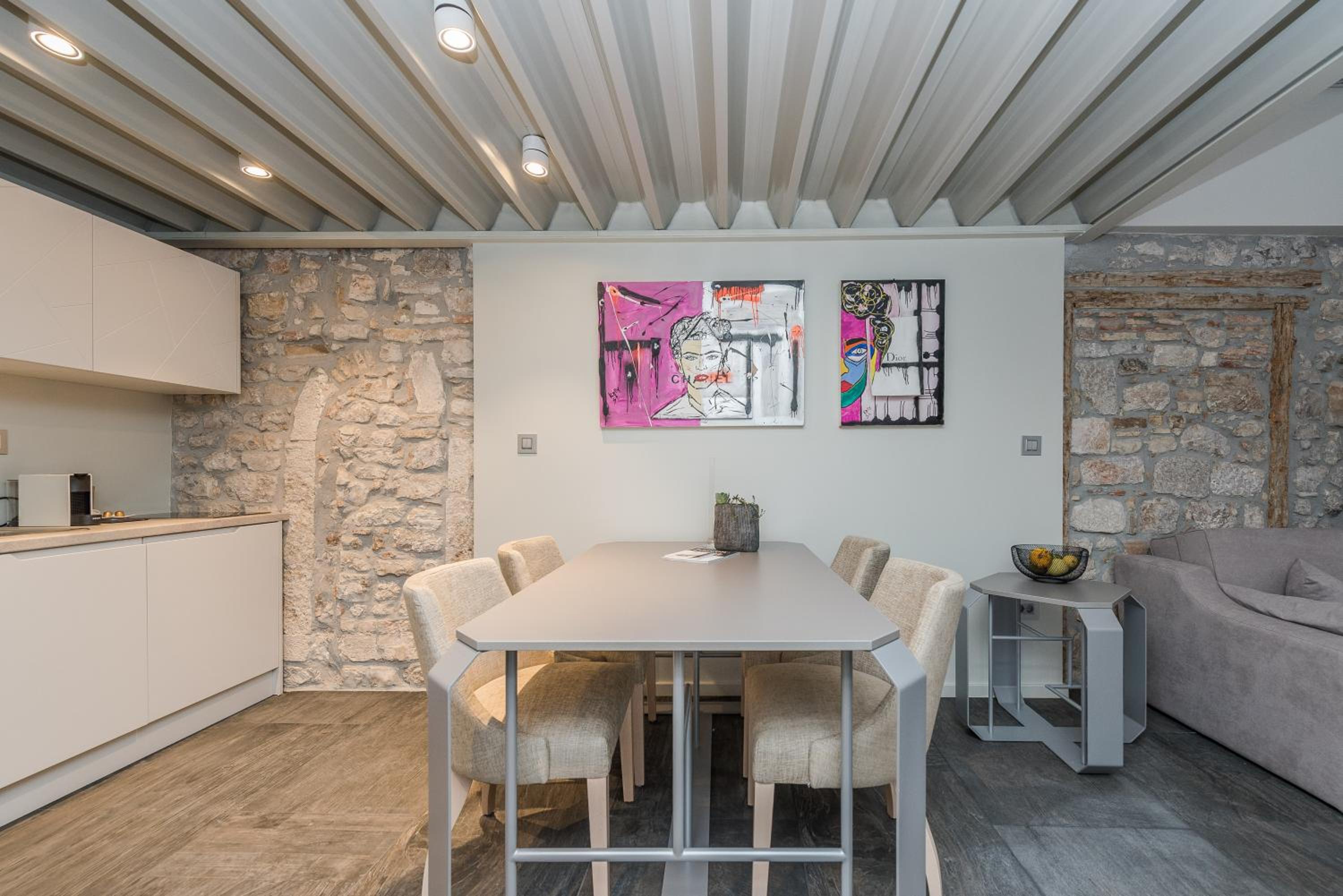 Hotel Alma Lofts - Image 1